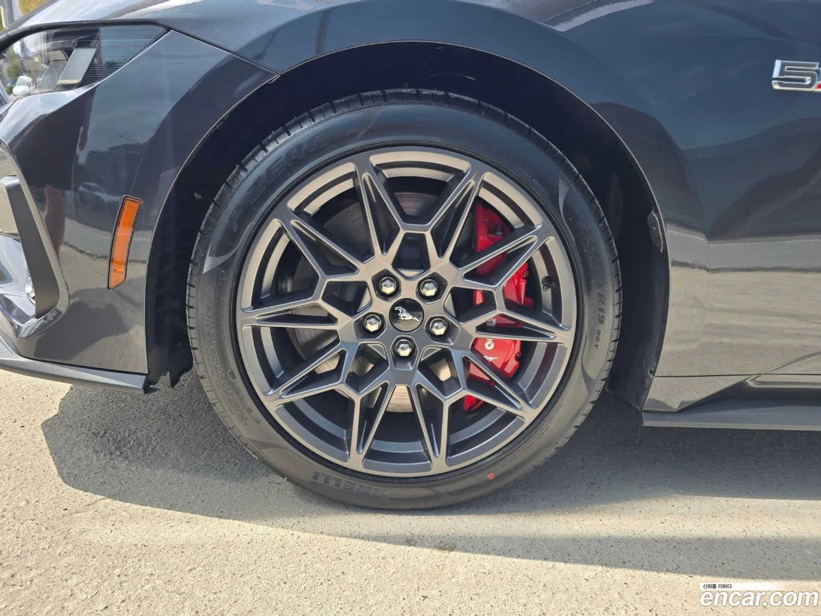 Ford Mustang 7th Gen 2024 — 2