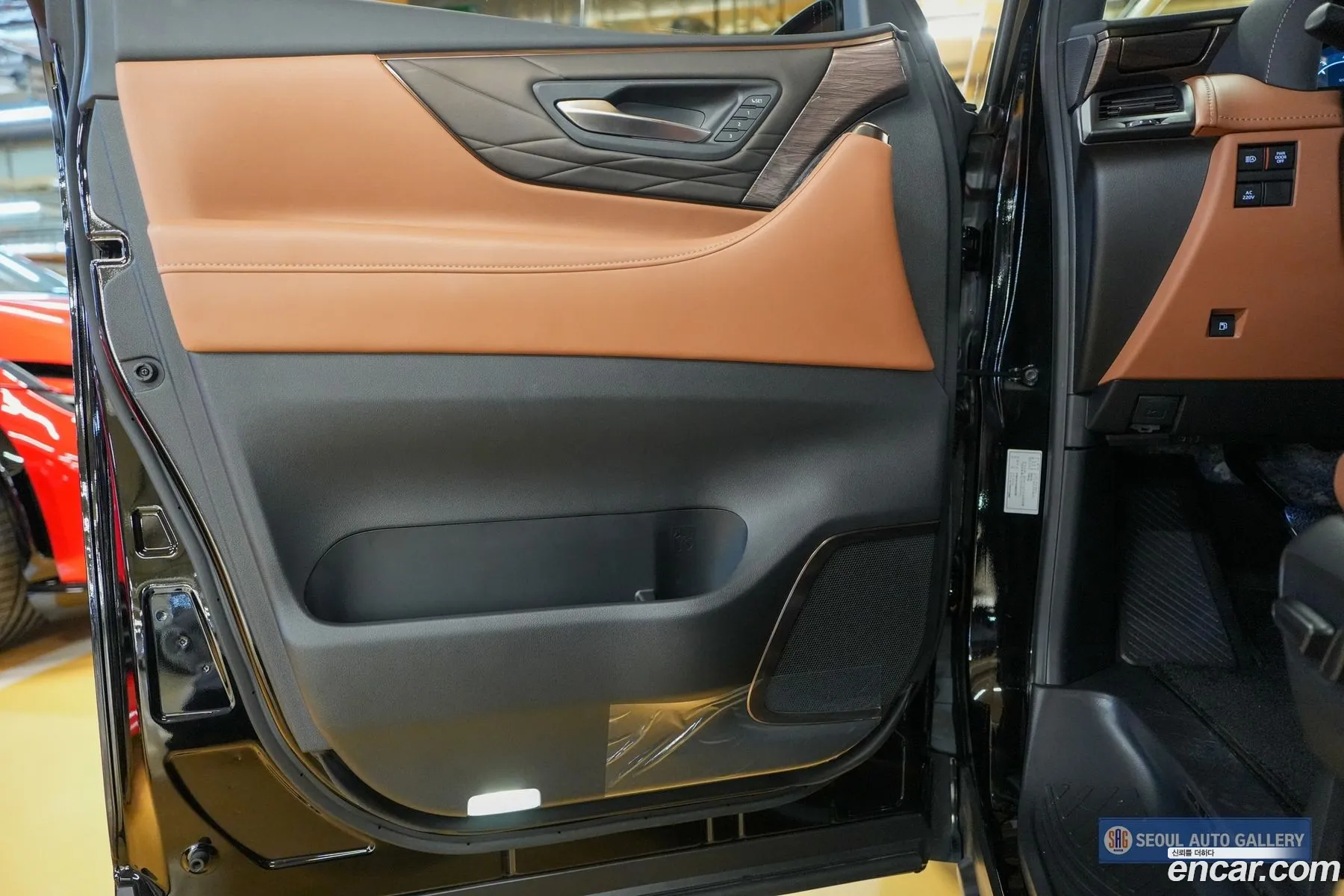 Toyota Alphard 2025 — 5