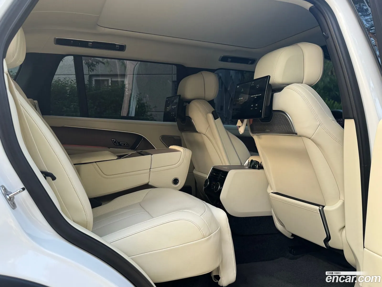 Land Rover Range Rover 2023 — 9