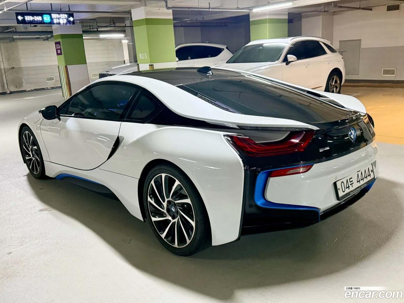 BMW i8 2016 — 10