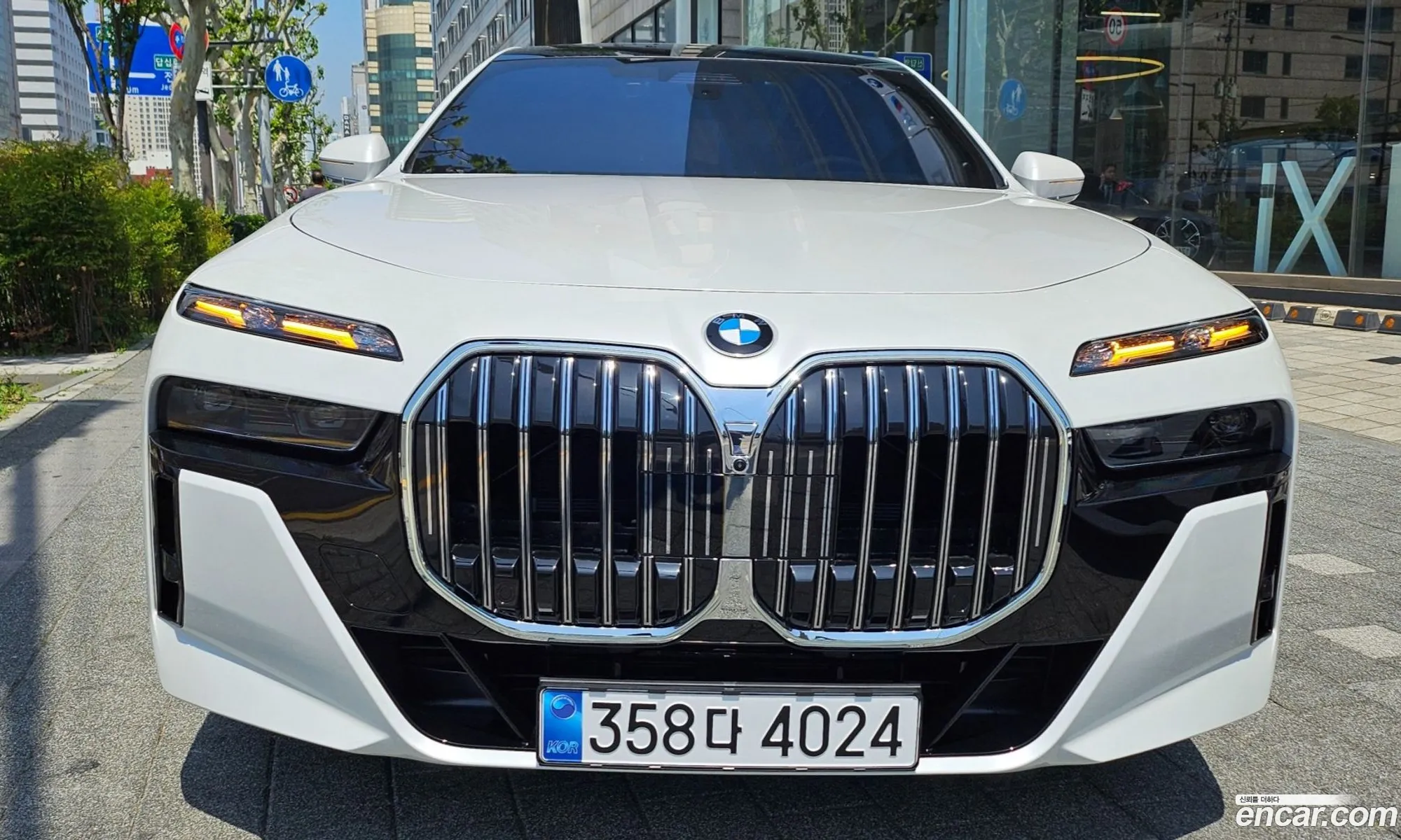 BMW 7 Series 2026 — 13
