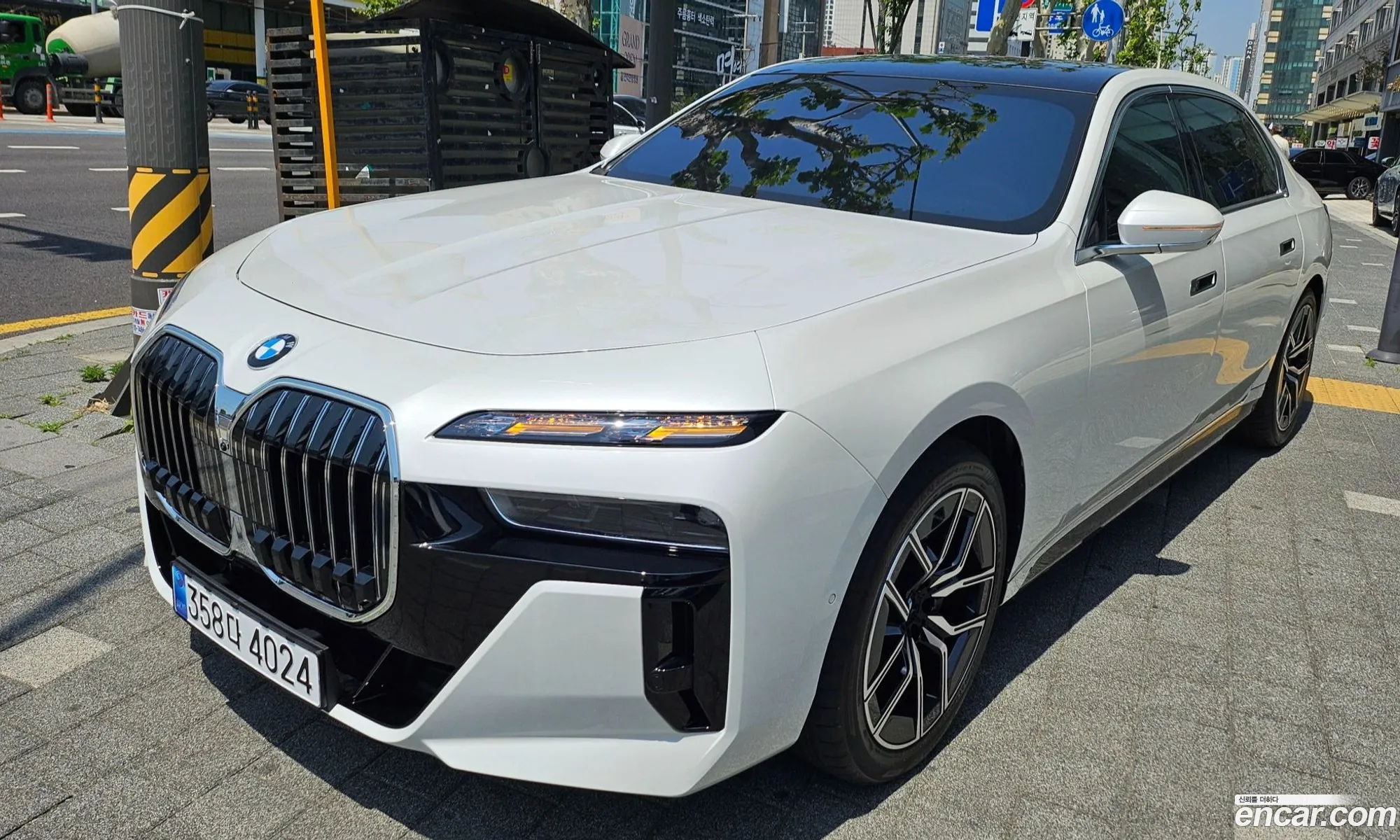 BMW 7 Series 2026 — 7