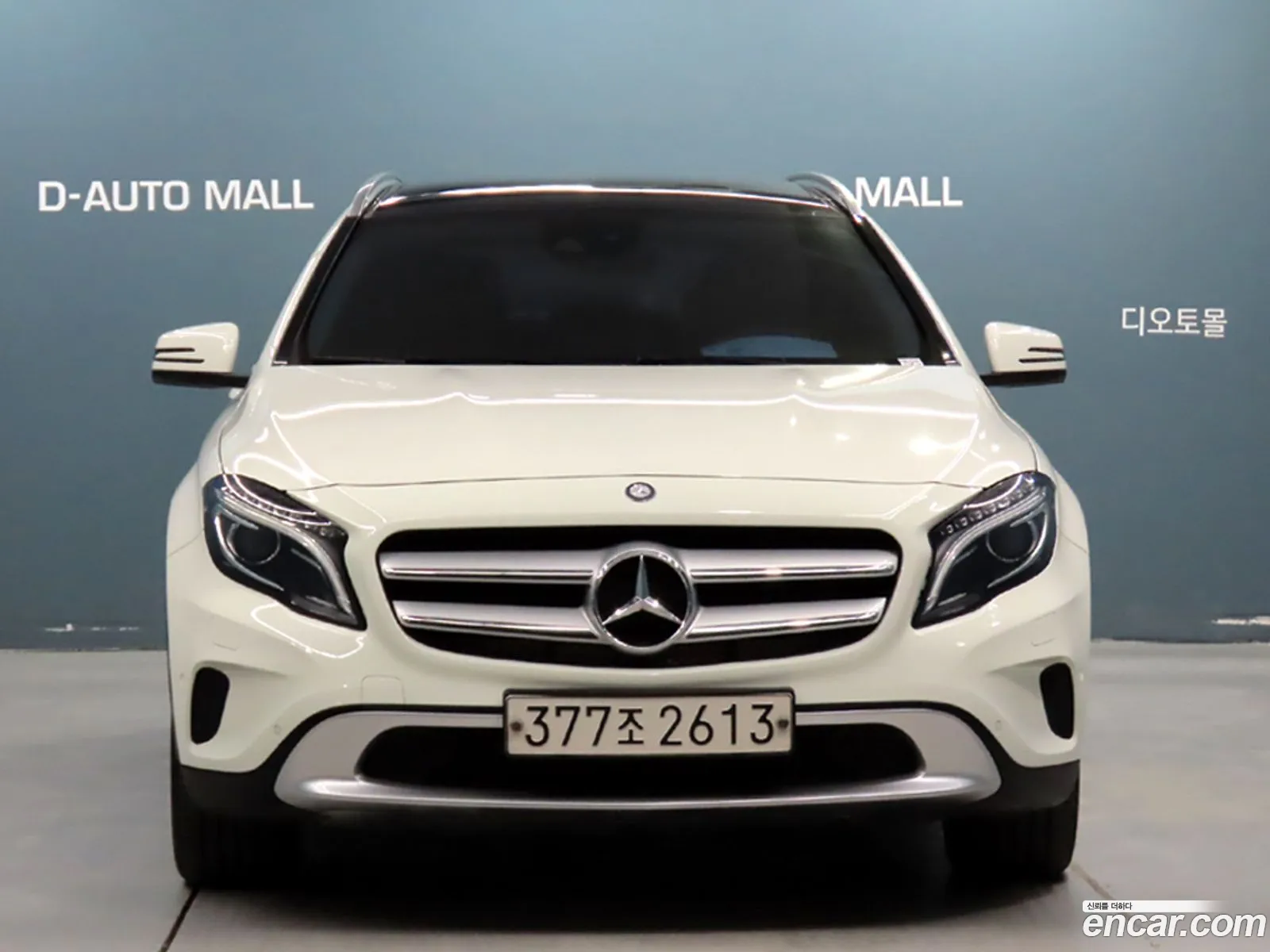 Mercedes-Benz GLA-Class X156 2016 — 14