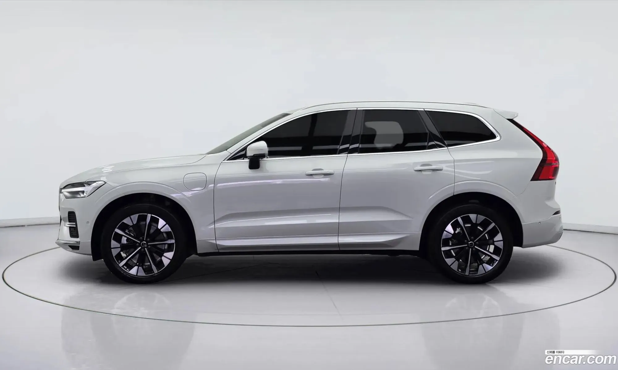 Volvo XC60 2025 — 9
