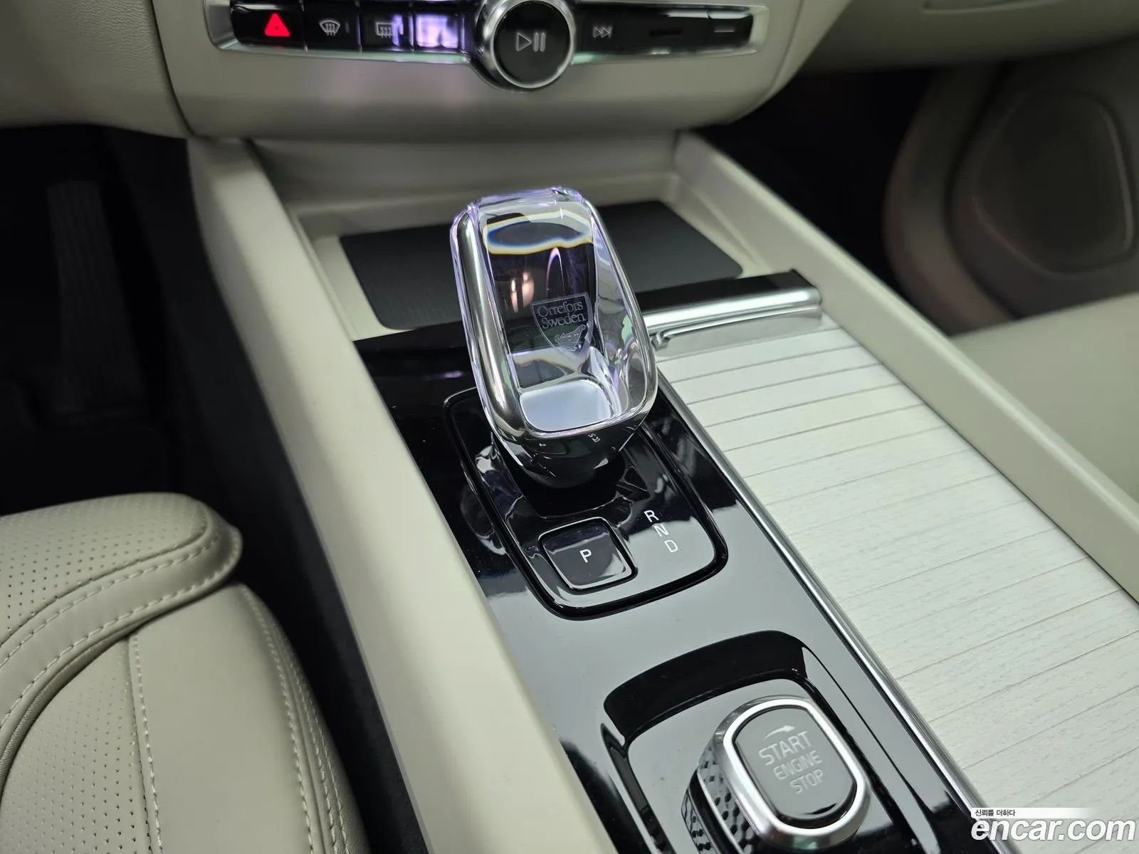 Volvo XC60 2025 — 18