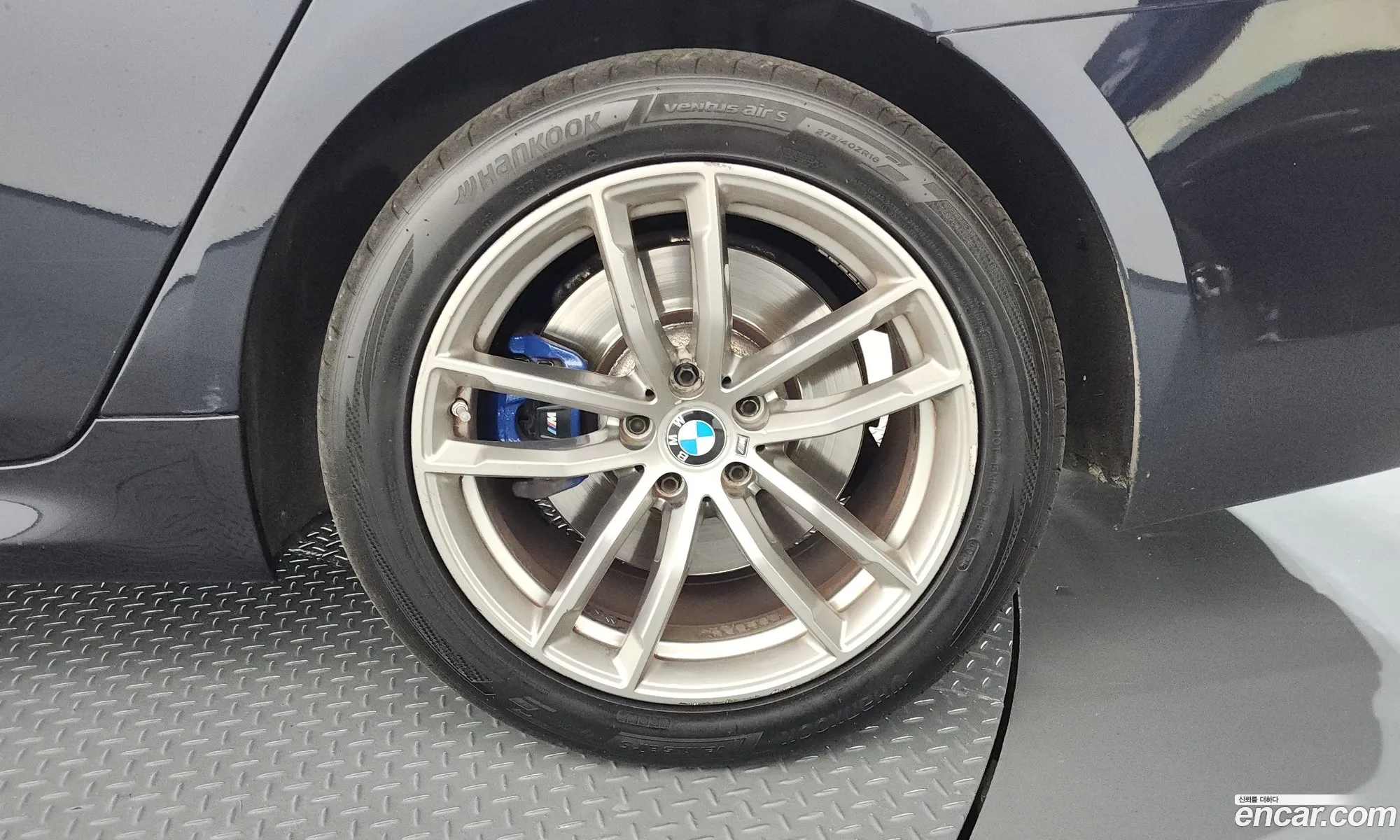BMW 5 Series 2018 — 19