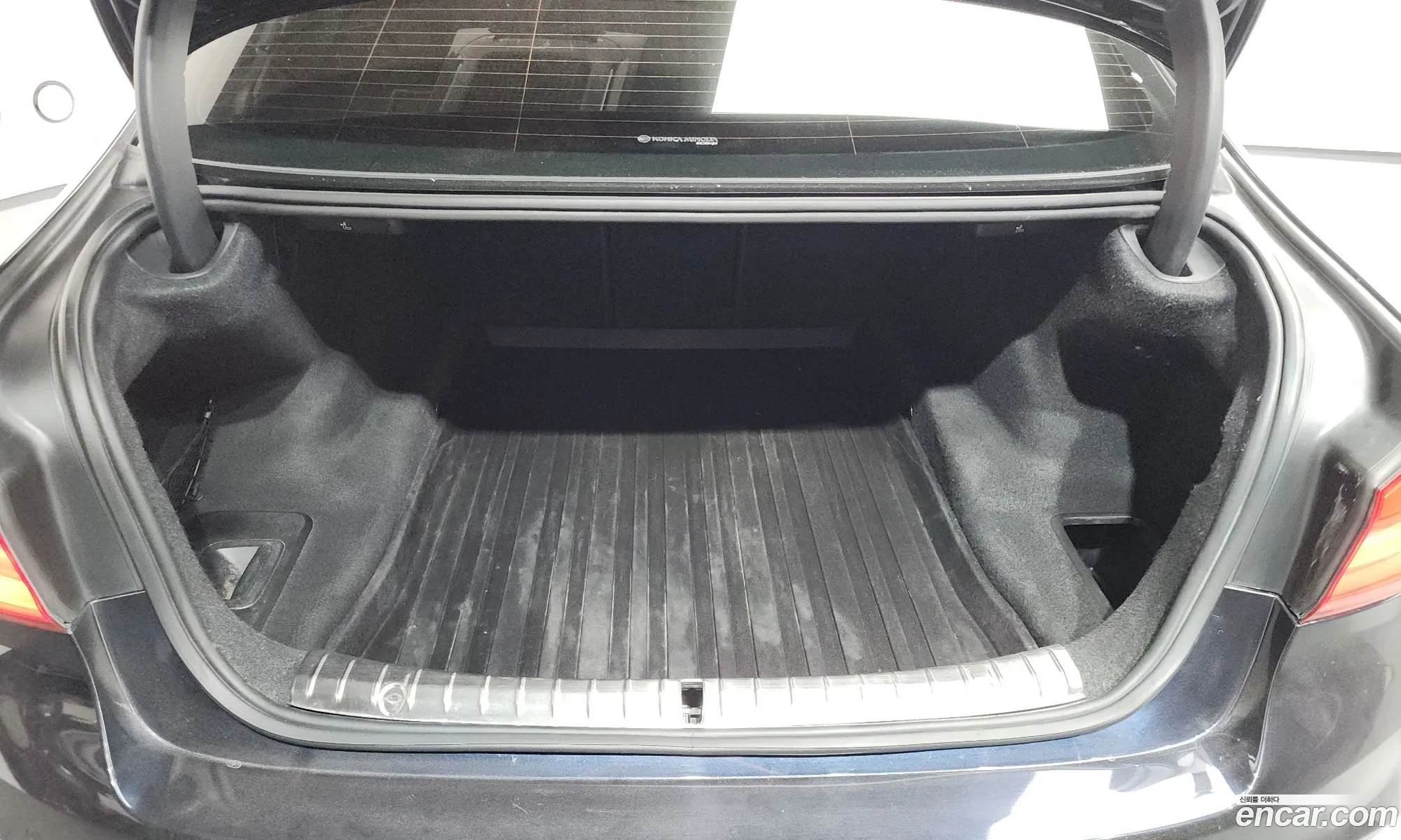 BMW 5 Series 2018 — 3