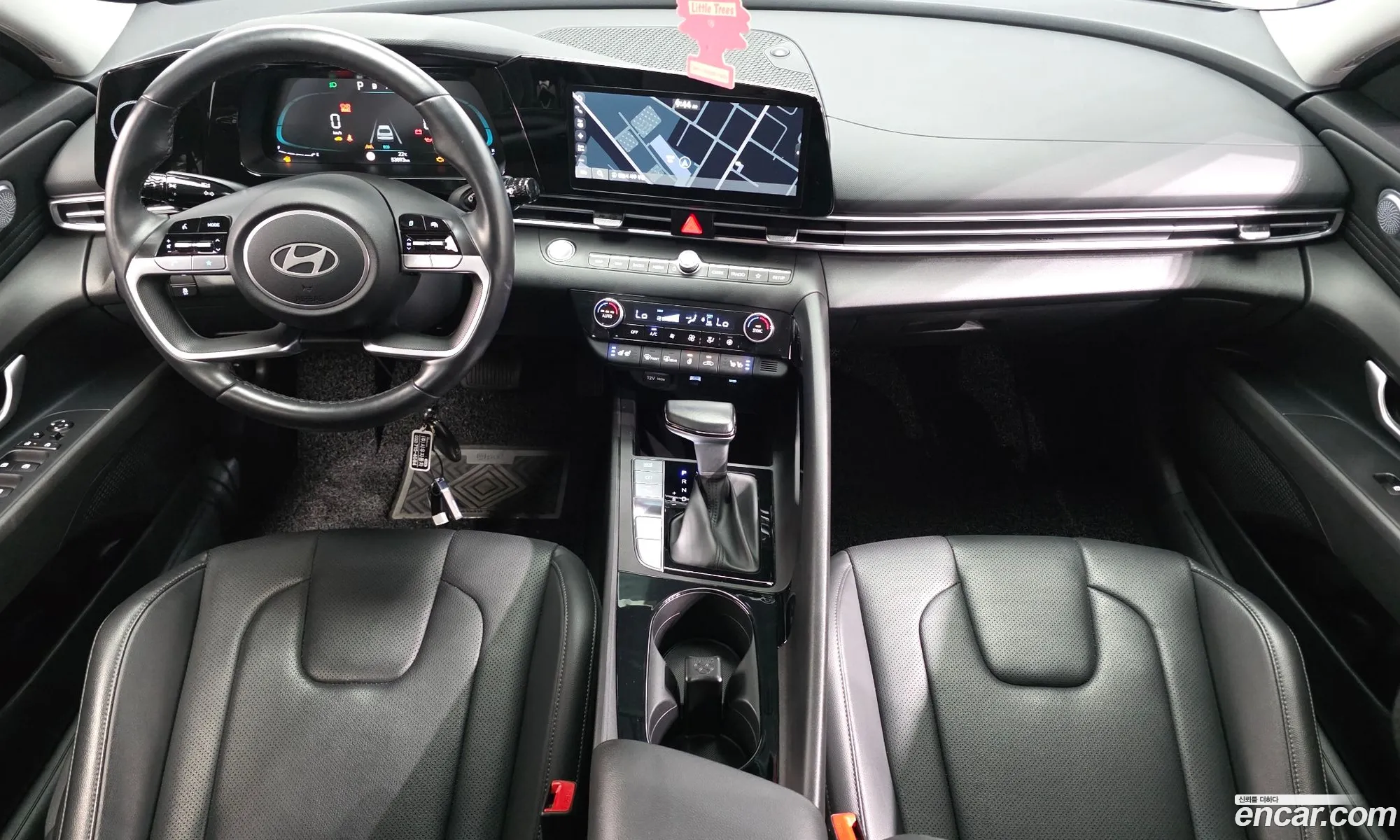 Hyundai Elantra Hybrid 2023 — 3