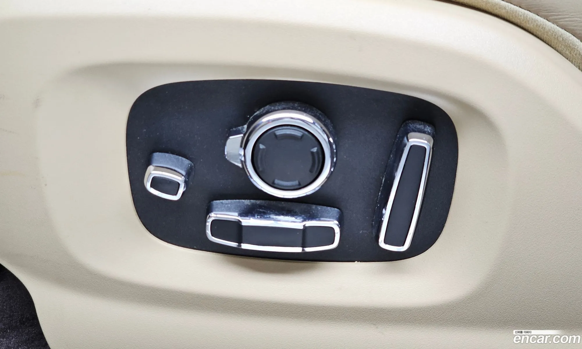 Jaguar XJ 2016 SAJAA2293GNV98673 — 12