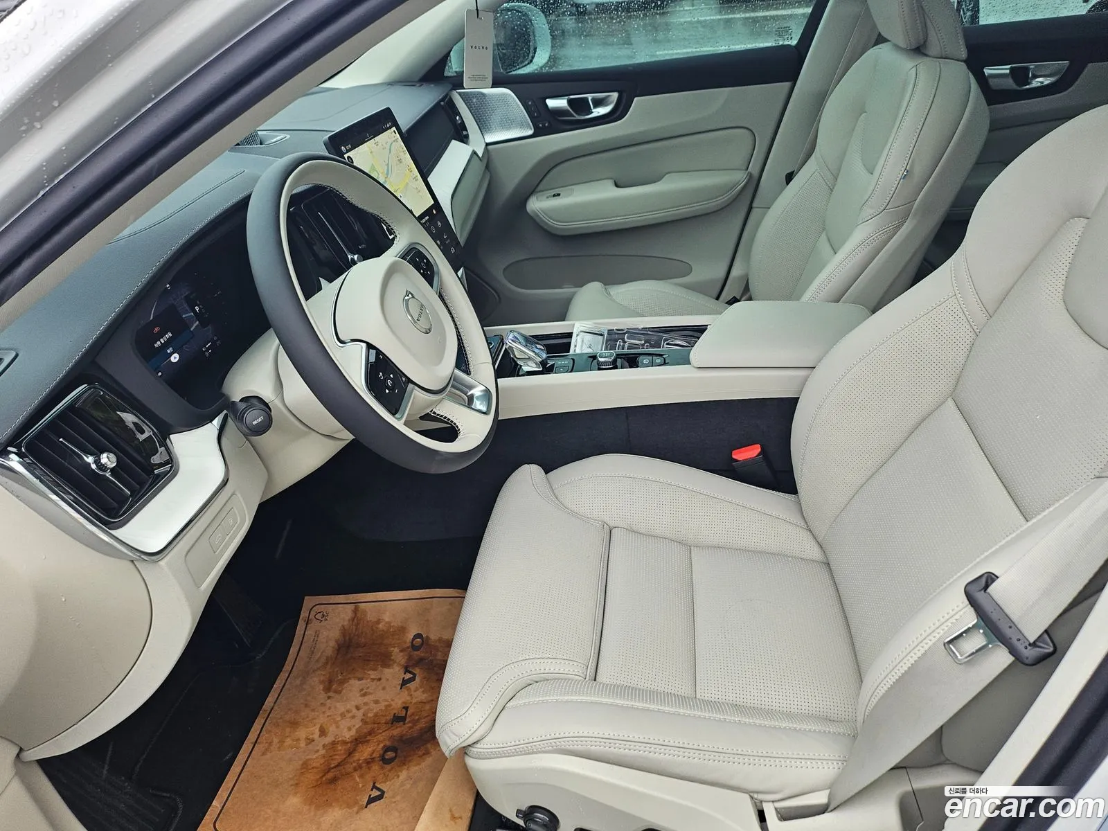 Volvo XC60 2026 — 5