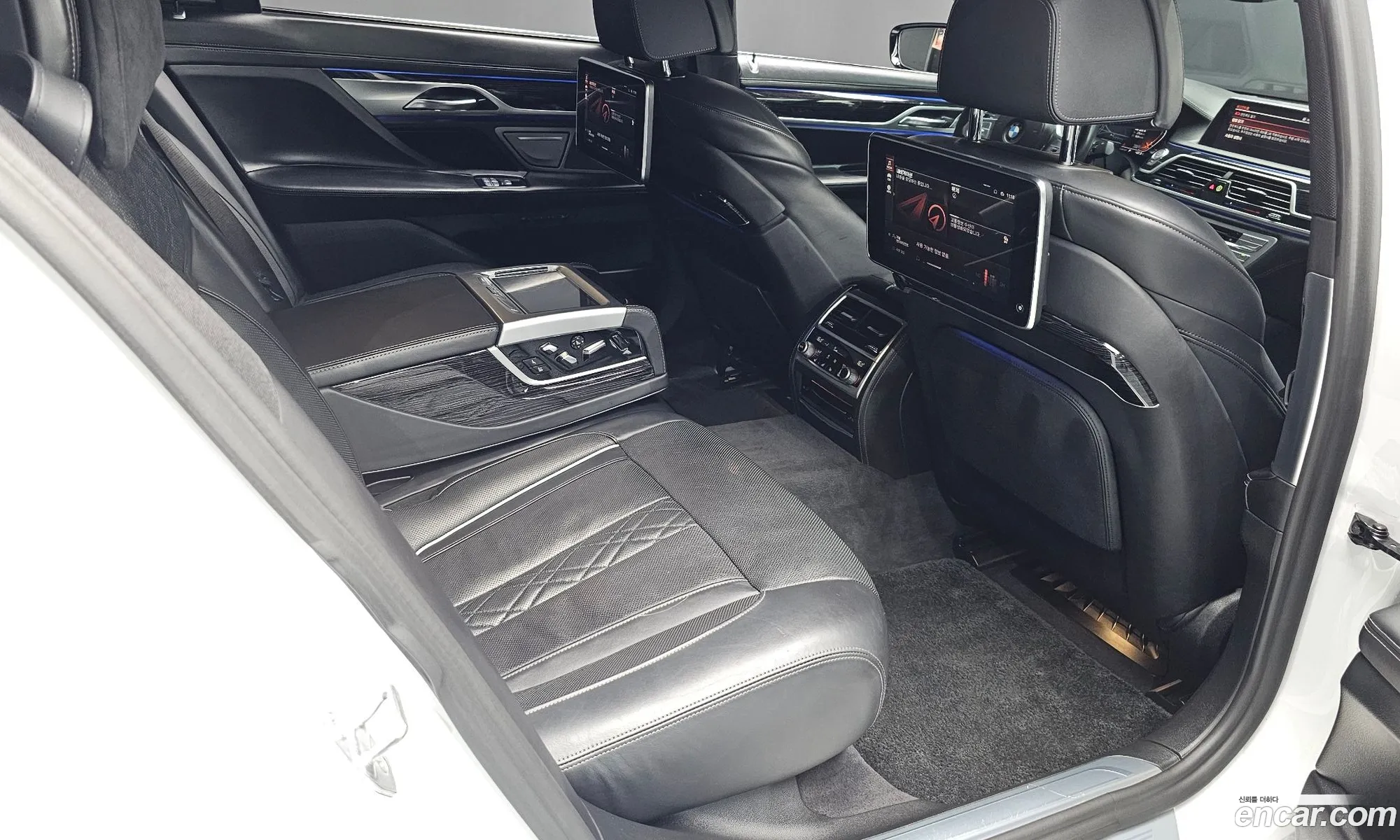 BMW 7 Series 2019 WBA7V410XLBM63971 — 13
