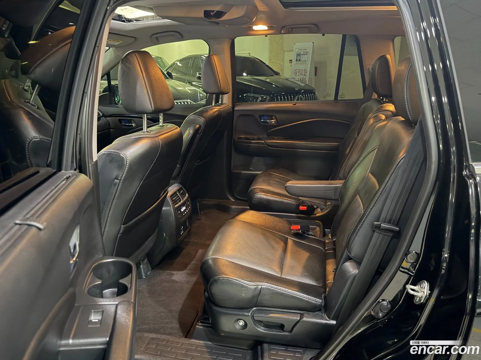 Honda Pilot 2018 — 19