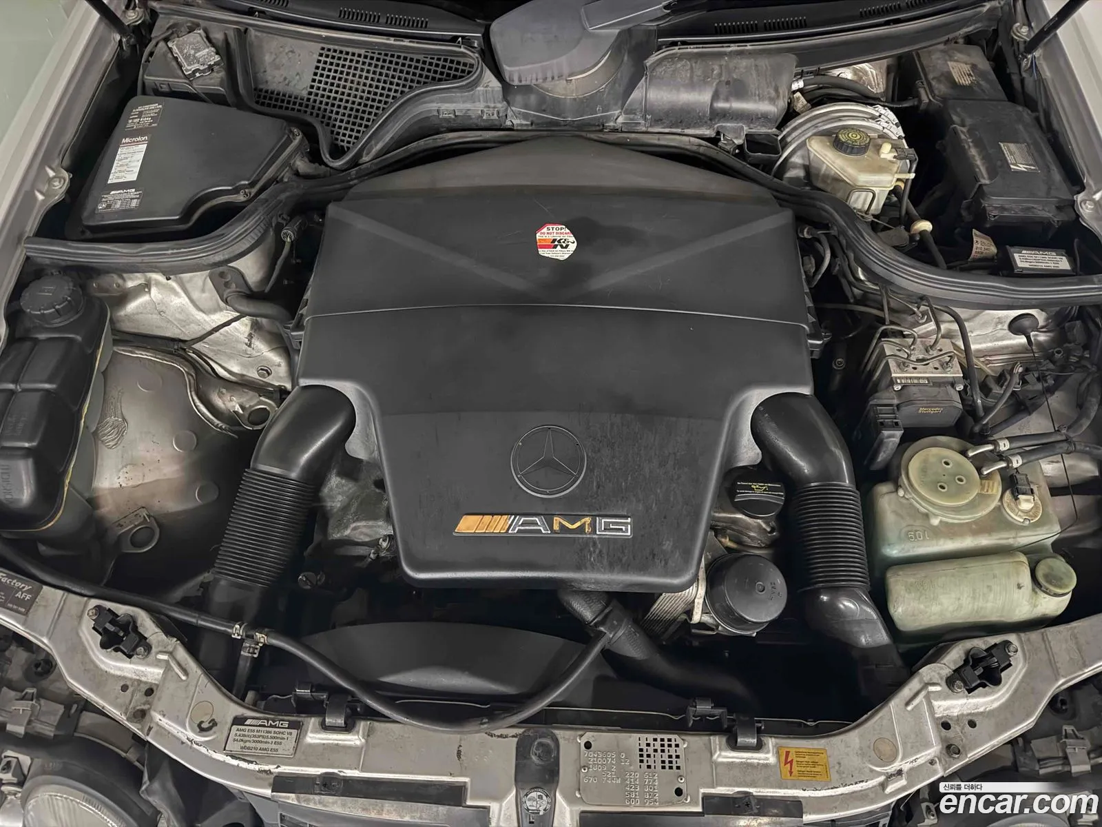 Mercedes-Benz E-Class W210 2001 — 17