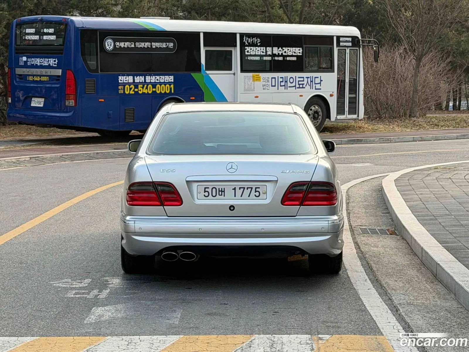 Mercedes-Benz E-Class W210 2001 — 2