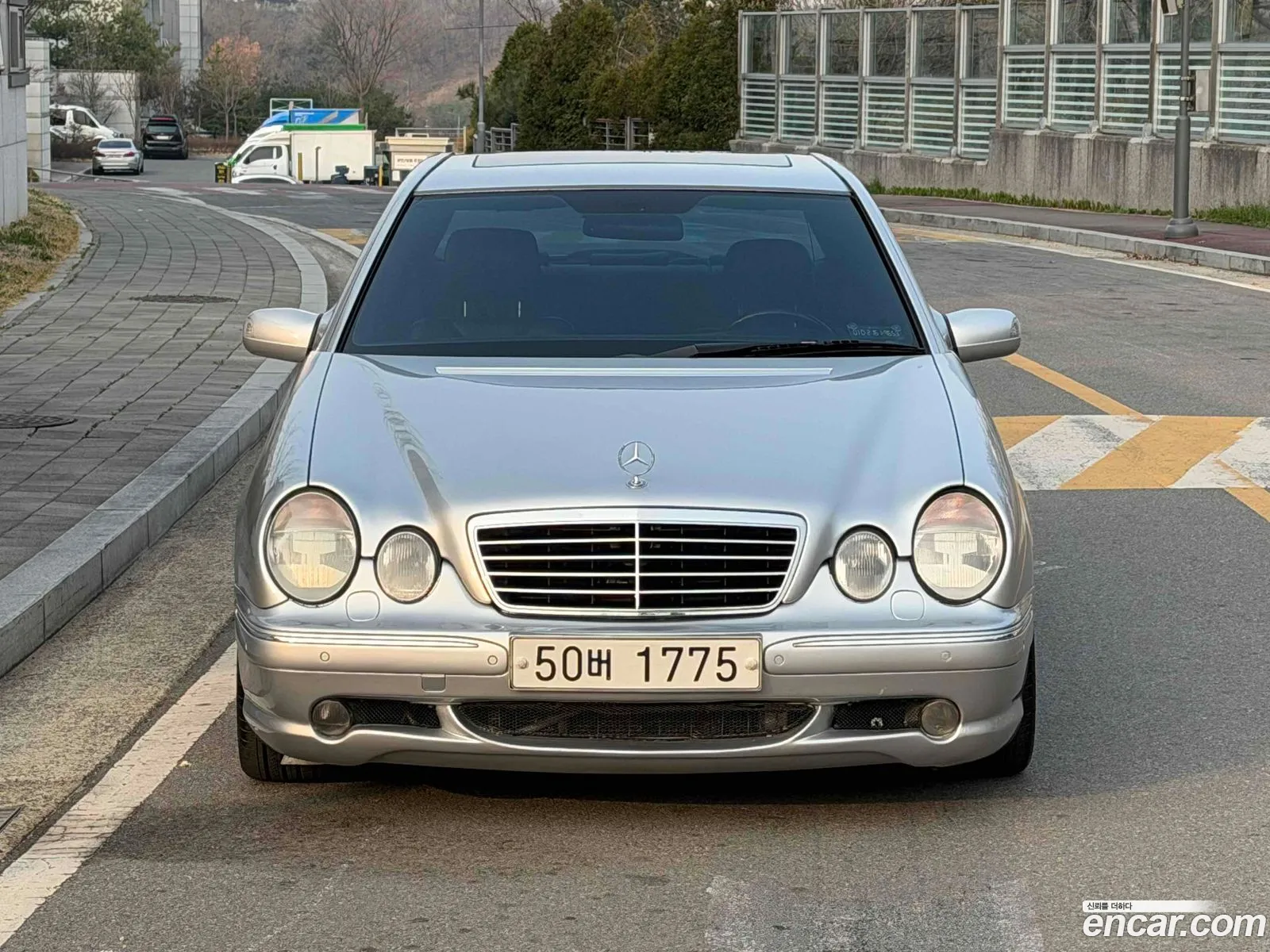 Mercedes-Benz E-Class W210 2001 — 3