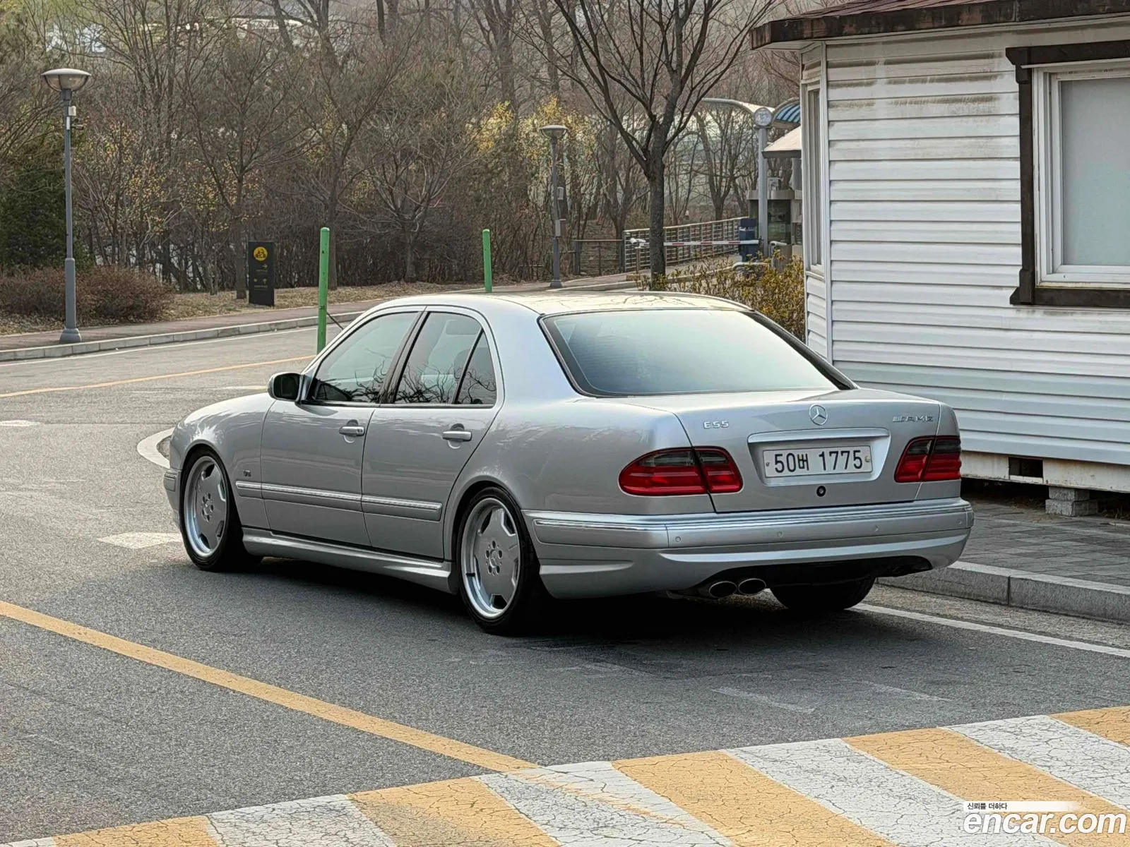 Mercedes-Benz E-Class W210 2001 — 12