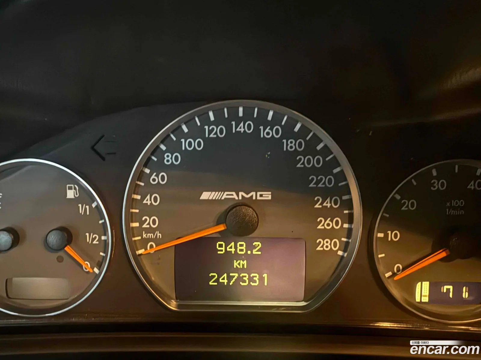 Mercedes-Benz E-Class W210 2001 — 9