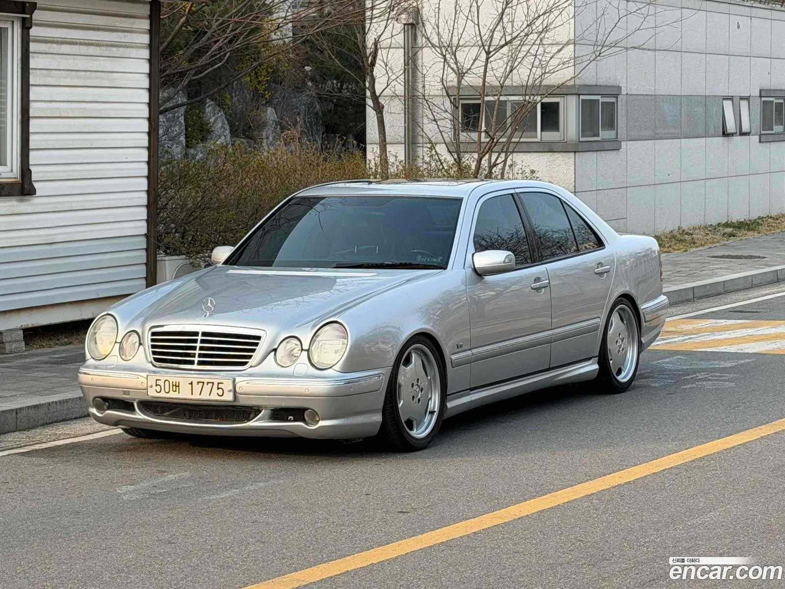 Mercedes-Benz E-Class W210 2001 — 16