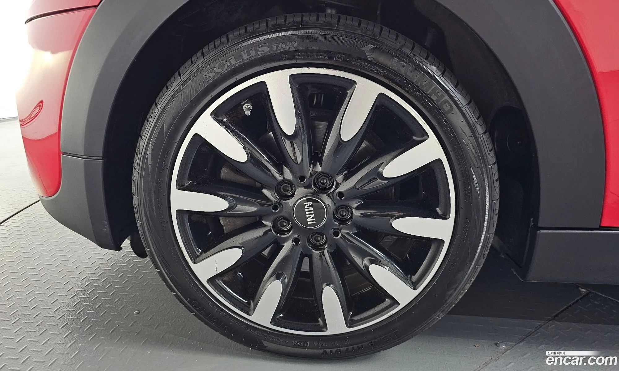 Mini Cooper S 2020 WMWXV9106M2N39488 — 32