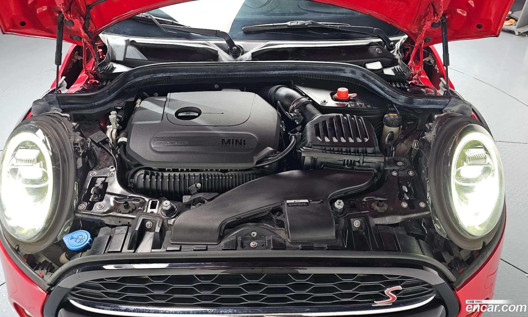 Mini Cooper S 2020 WMWXV9106M2N39488 — 17