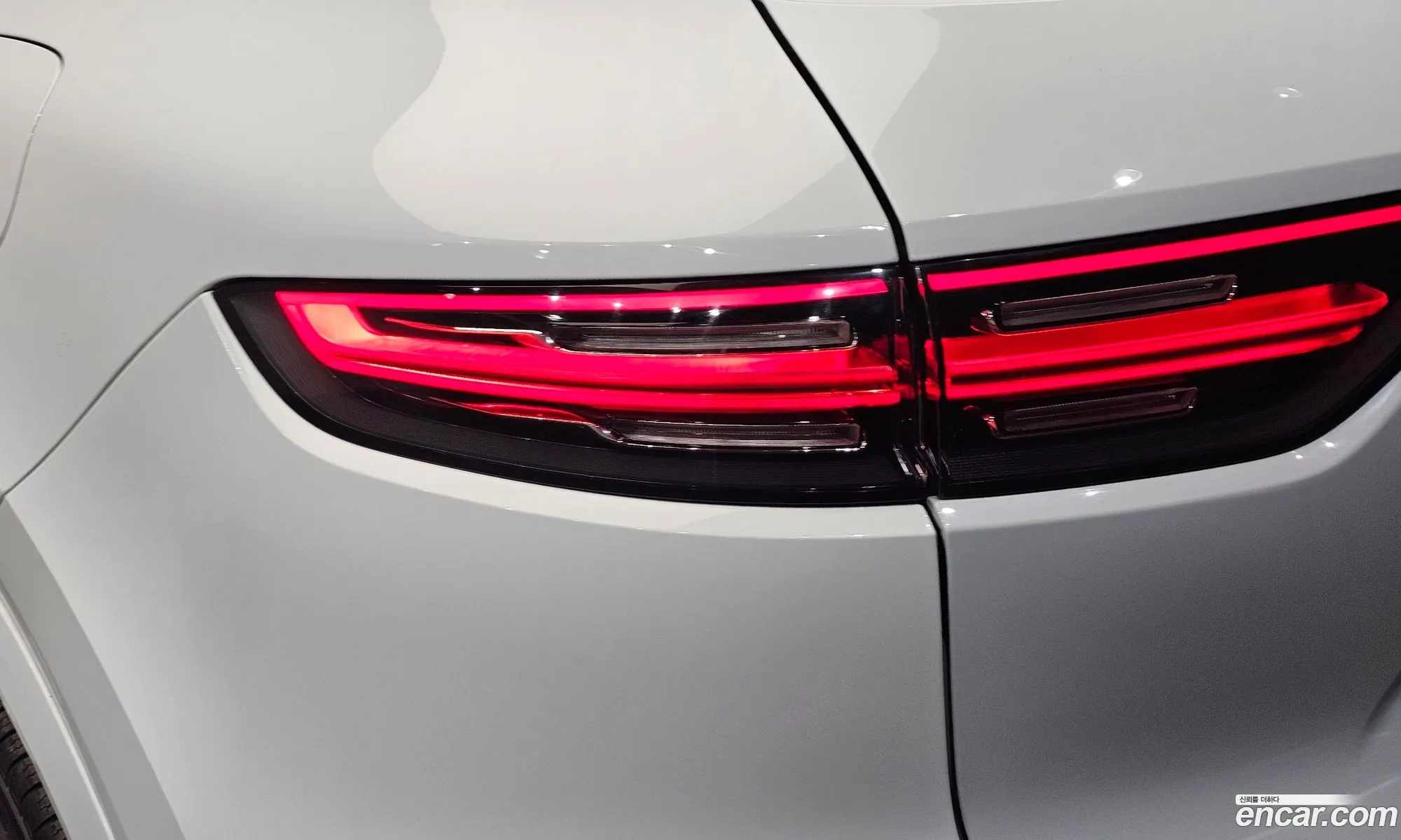 Porsche Cayenne 2020 WP1AE29Y4LDA34223 — 23