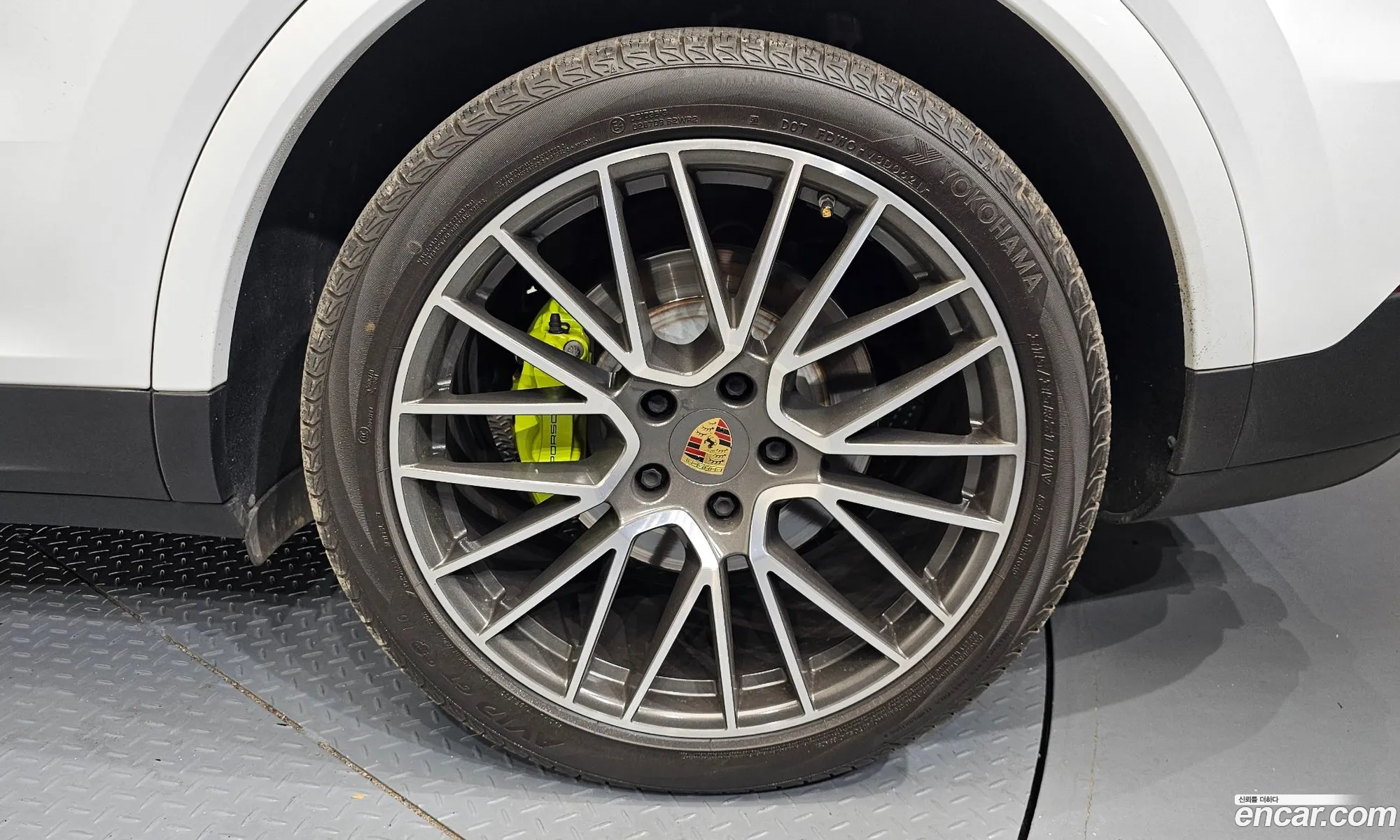 Porsche Cayenne 2020 WP1AE29Y4LDA34223 — 12