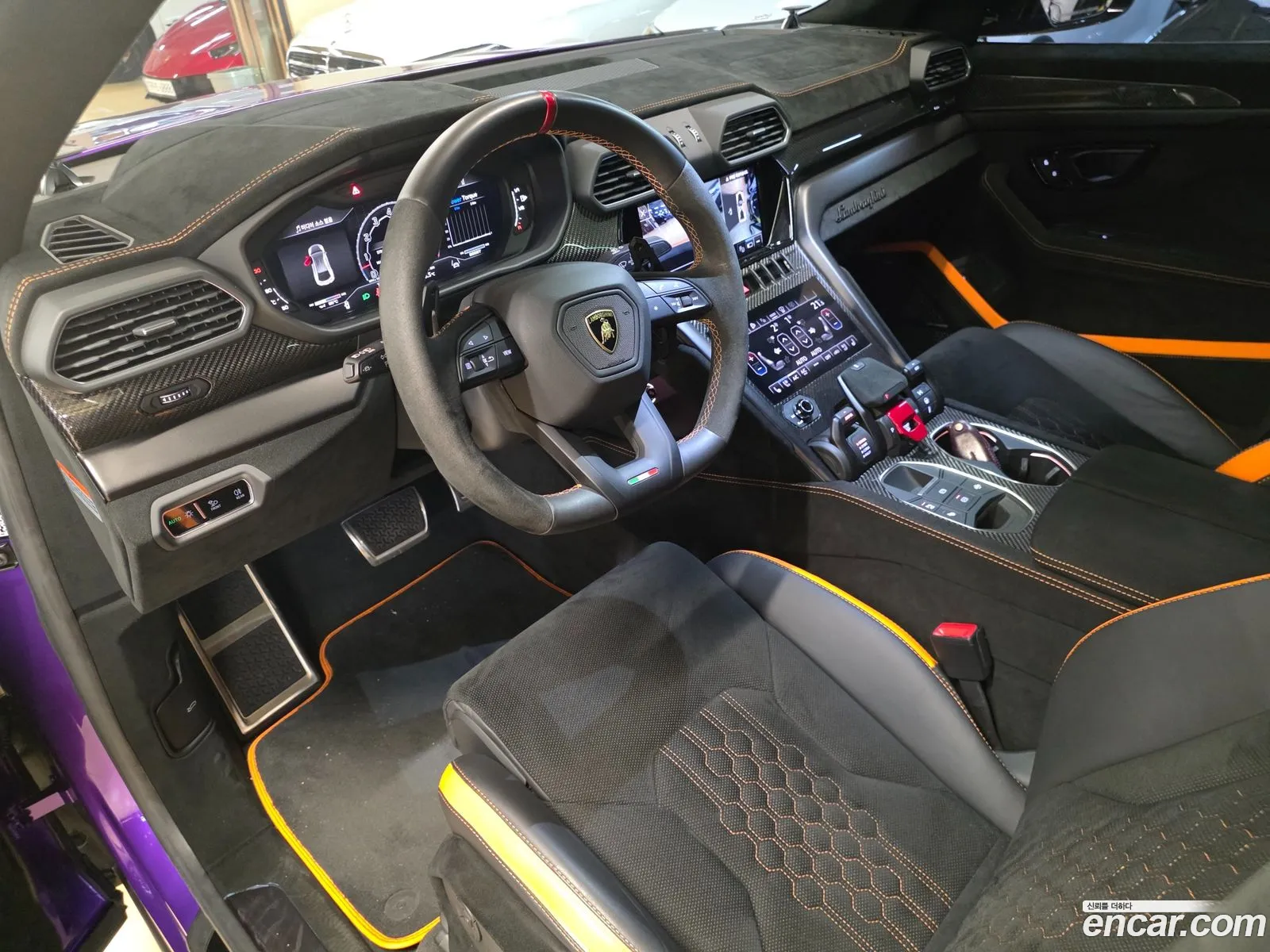 Lamborghini Urus 2023 — 10