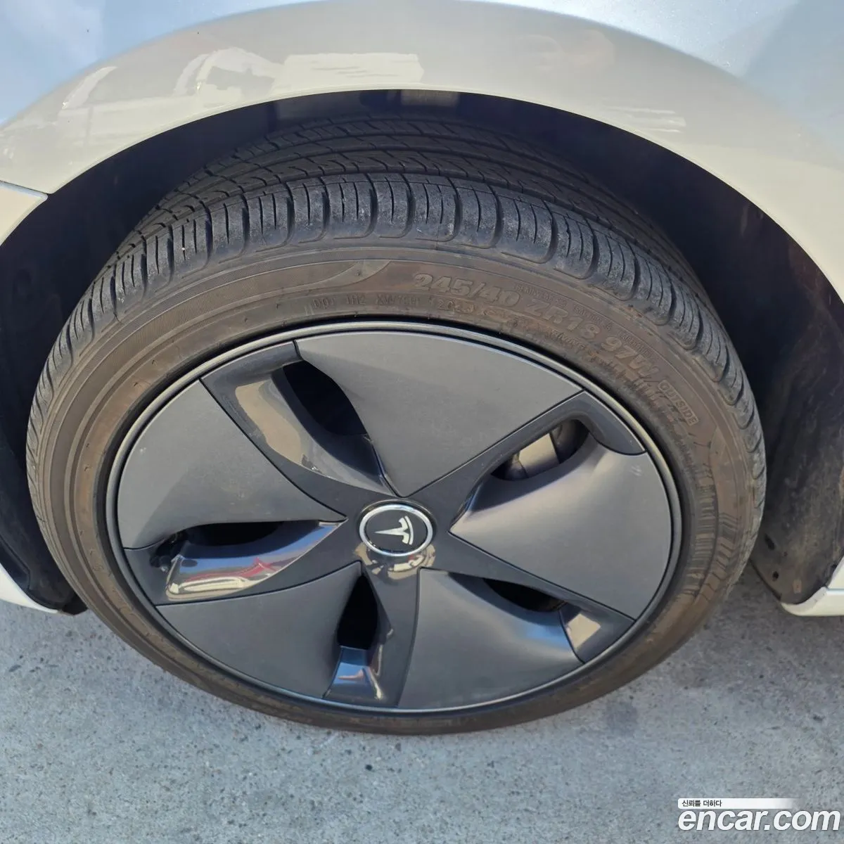 Tesla Model 3 2022 — 13
