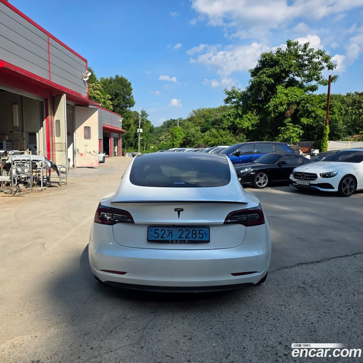 Tesla Model 3 2022 — 10