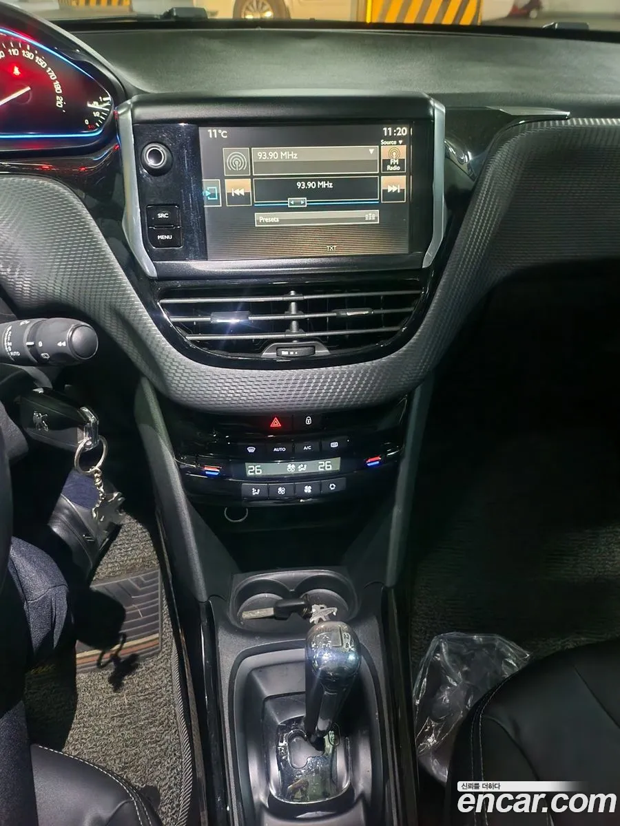 Peugeot 2008 2015 — 5
