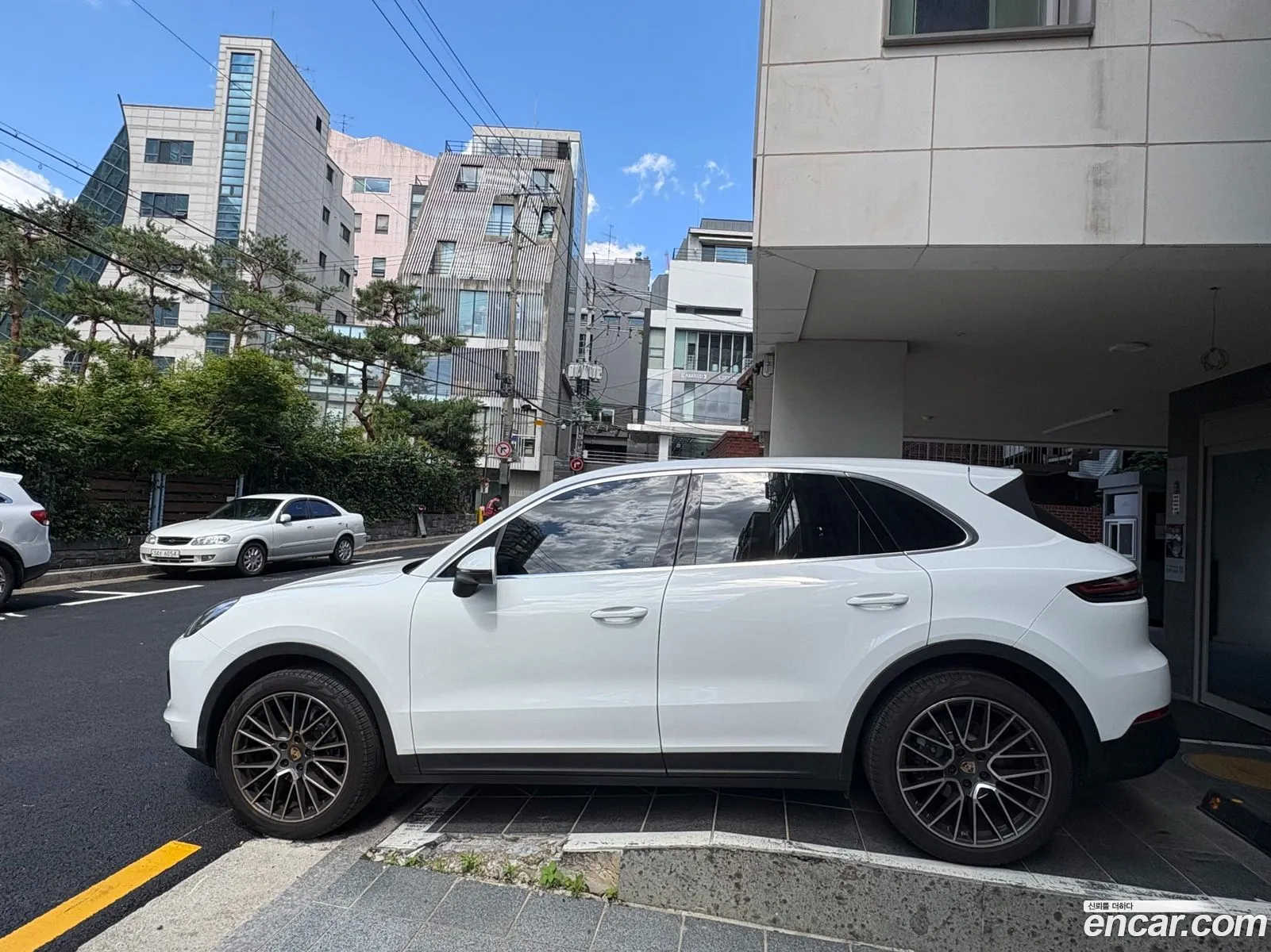 Porsche Cayenne 2020 — 16