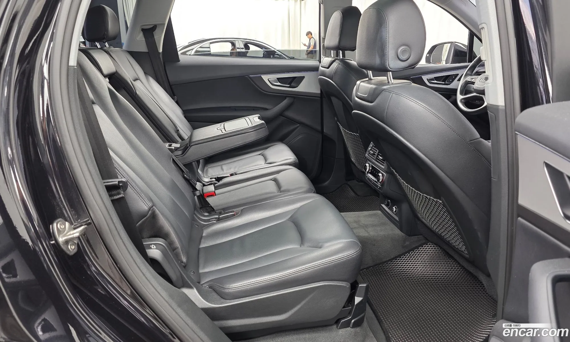 Audi Q7 2019 WAUZZZ4M0KD043423 — 17