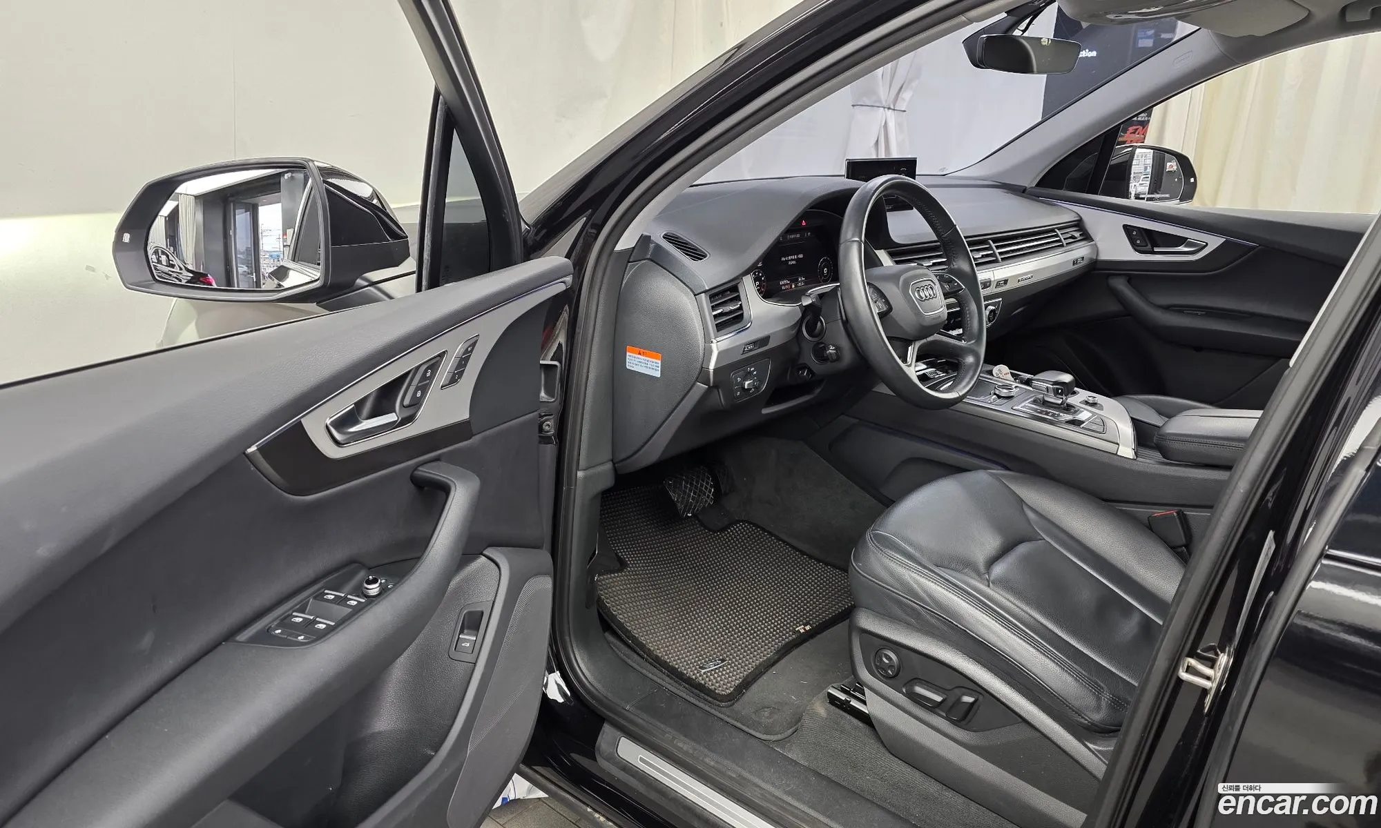 Audi Q7 2019 WAUZZZ4M0KD043423 — 23
