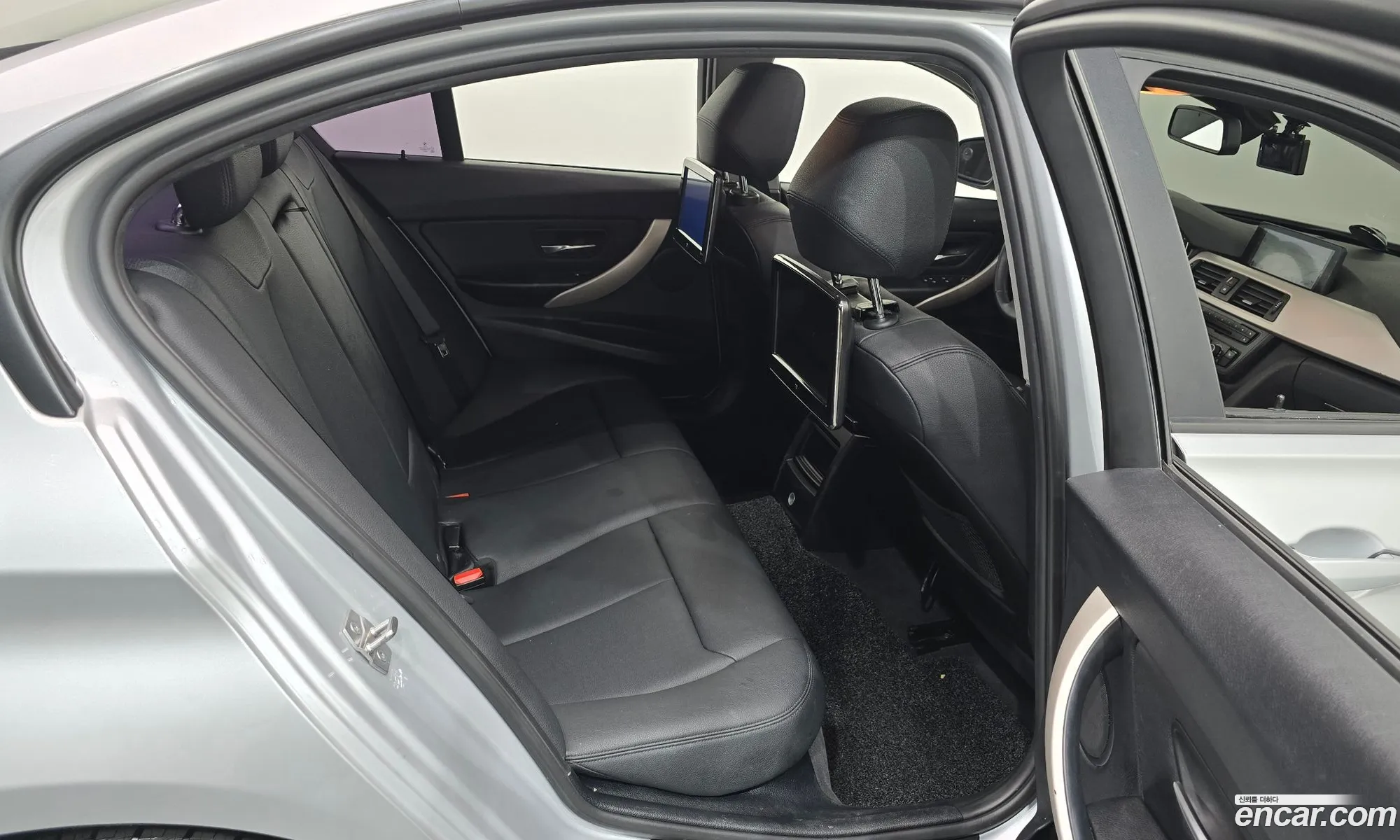 BMW 3 Series 2015 — 17