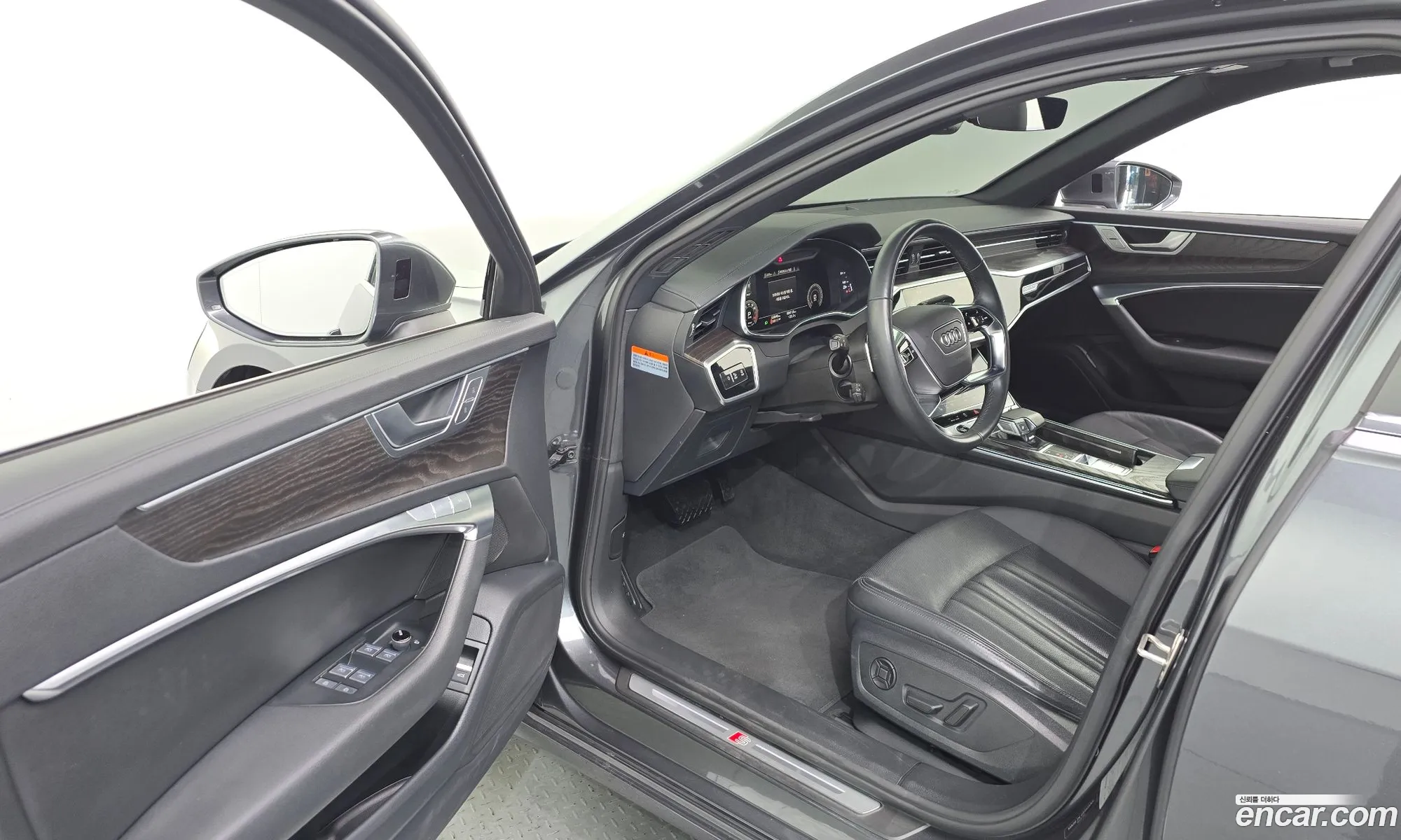 Audi A6 2022 WAUZZZF26NN005639 — 11