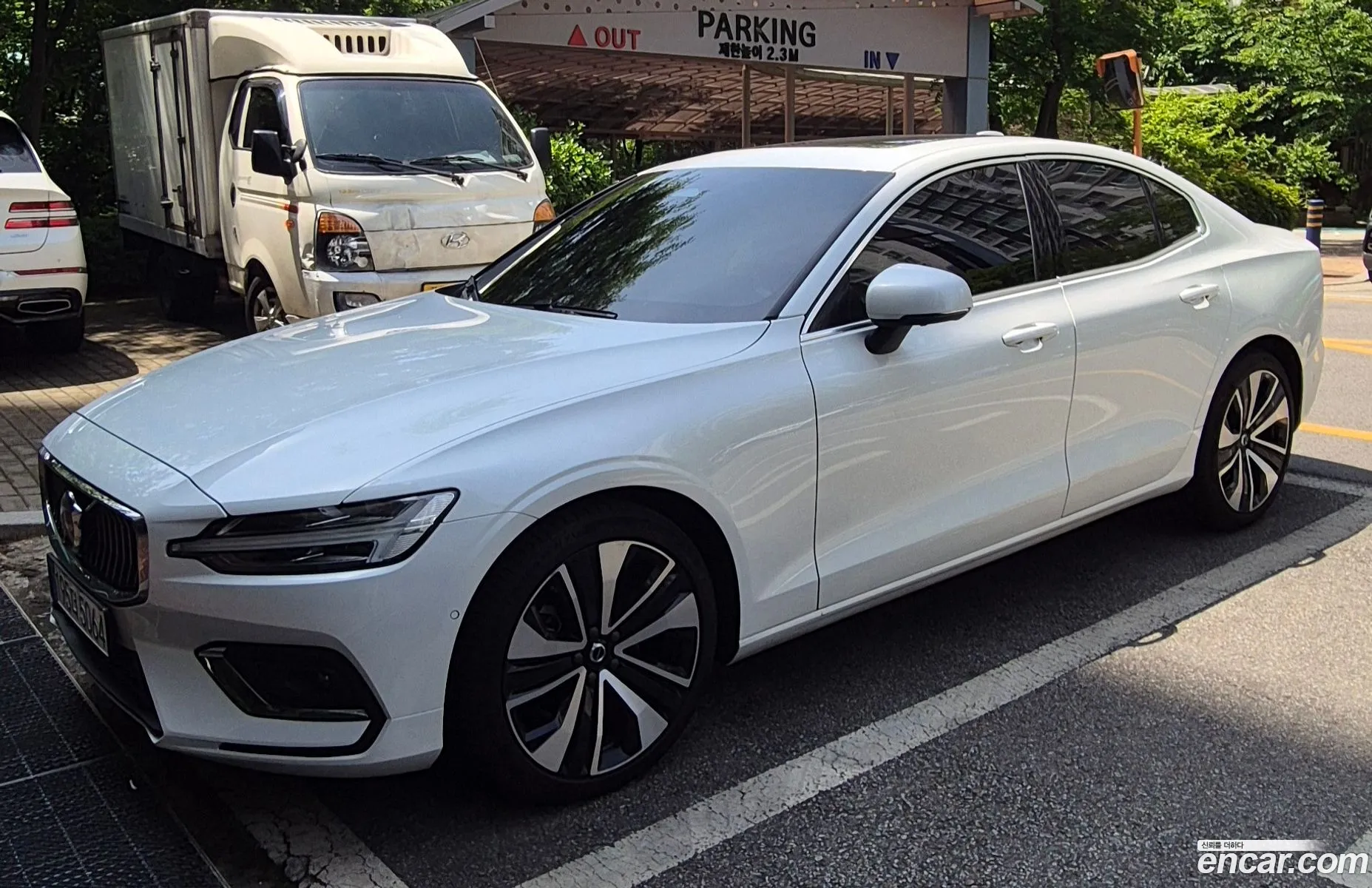Volvo S60 2024 — 16