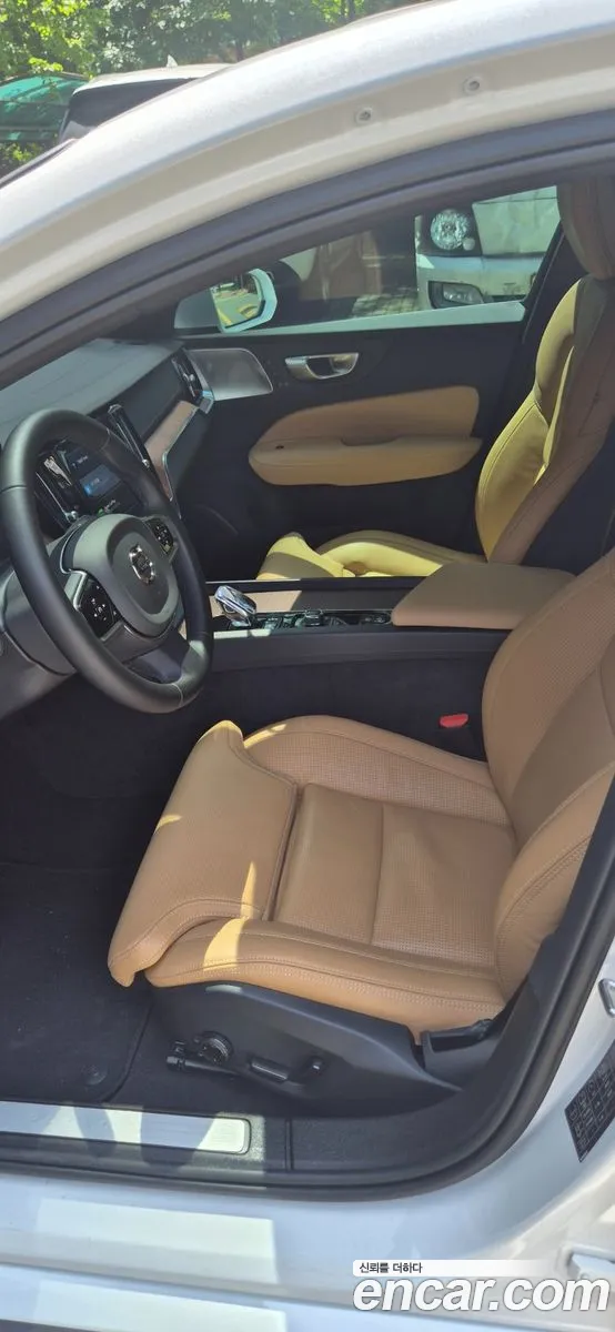 Volvo S60 2024 — 8