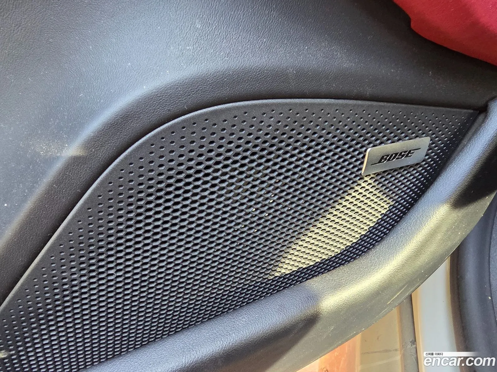 Porsche Taycan 2024 — 4