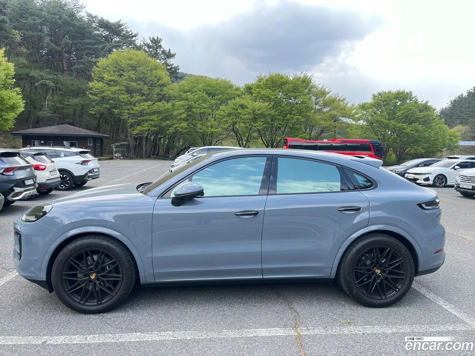 Porsche Cayenne 2024 — 2