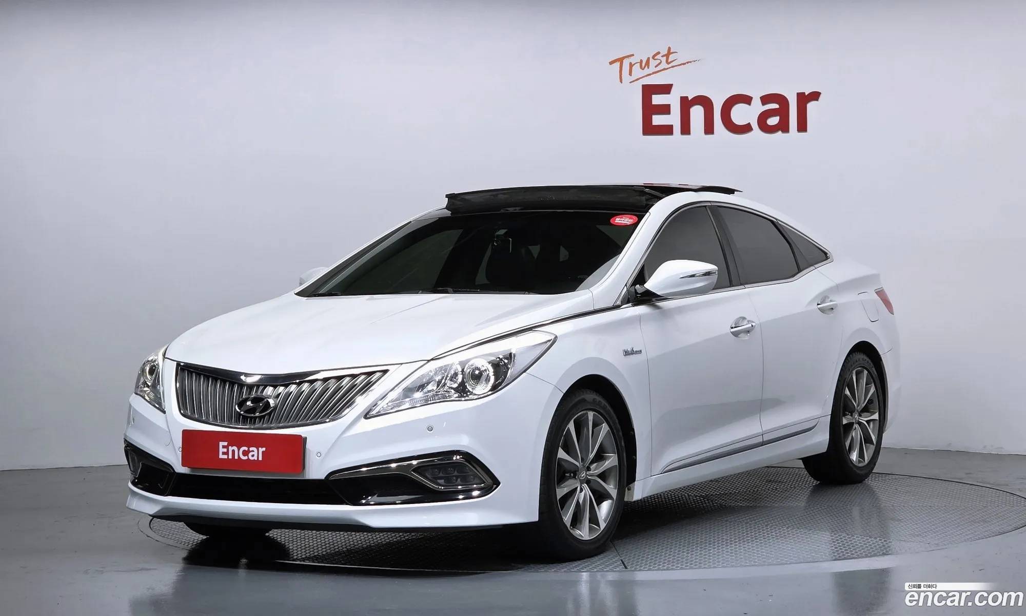 Hyundai Grandeur HG Hybrid 2015 — 4