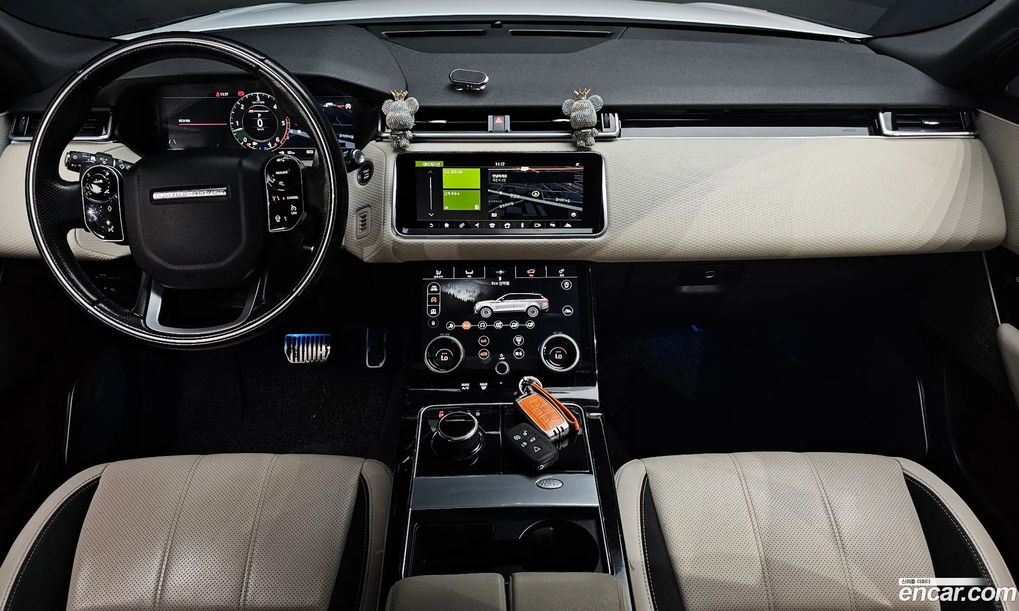 Land Rover Range Rover Velar 2018 — 26