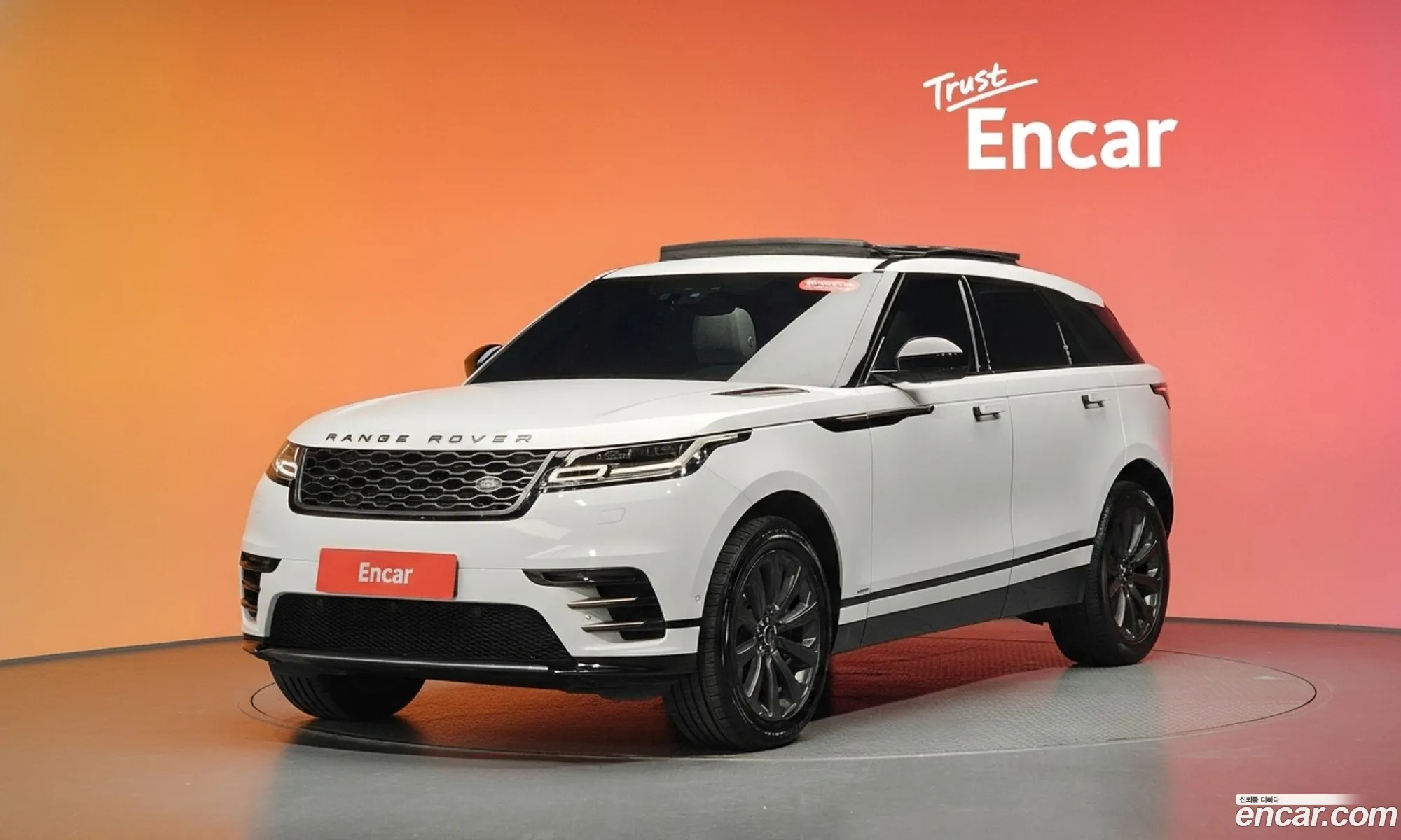 Land Rover Range Rover Velar 2018 — 17