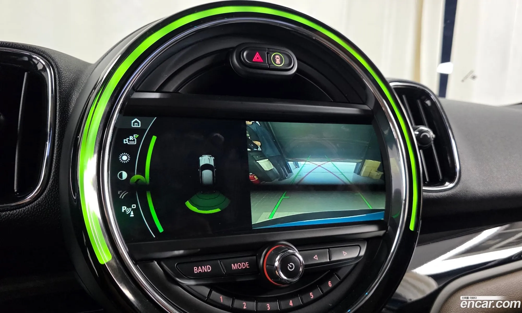 Mini Cooper D Countryman 2018 — 17