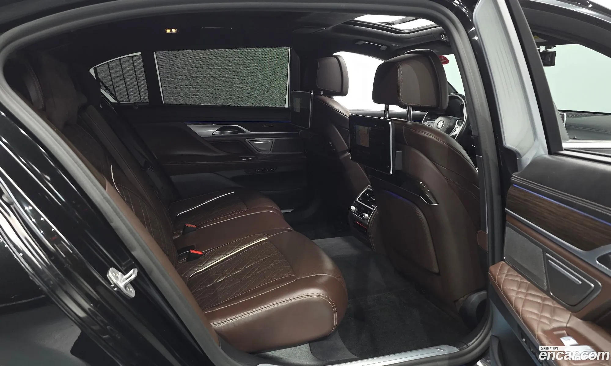 BMW 7 Series 2020 — 20