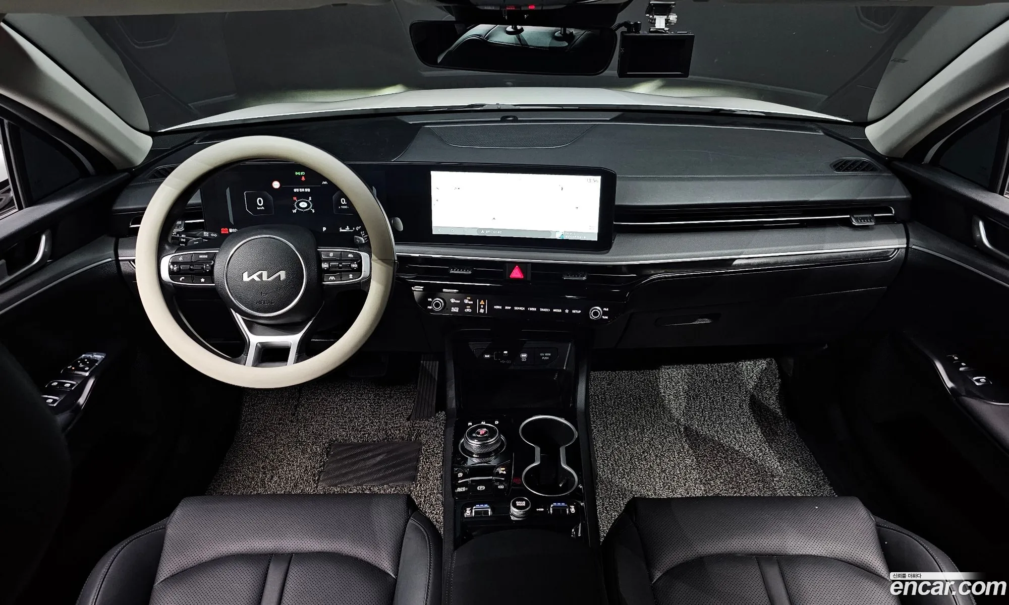 Kia K5 2024 — 3