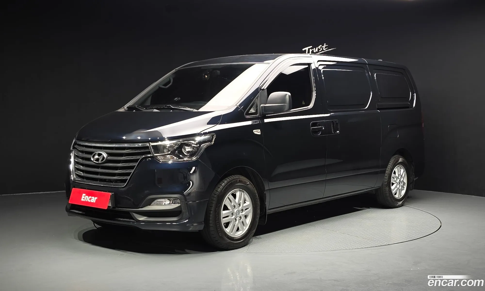 Hyundai Grand Starex 2019 — 3