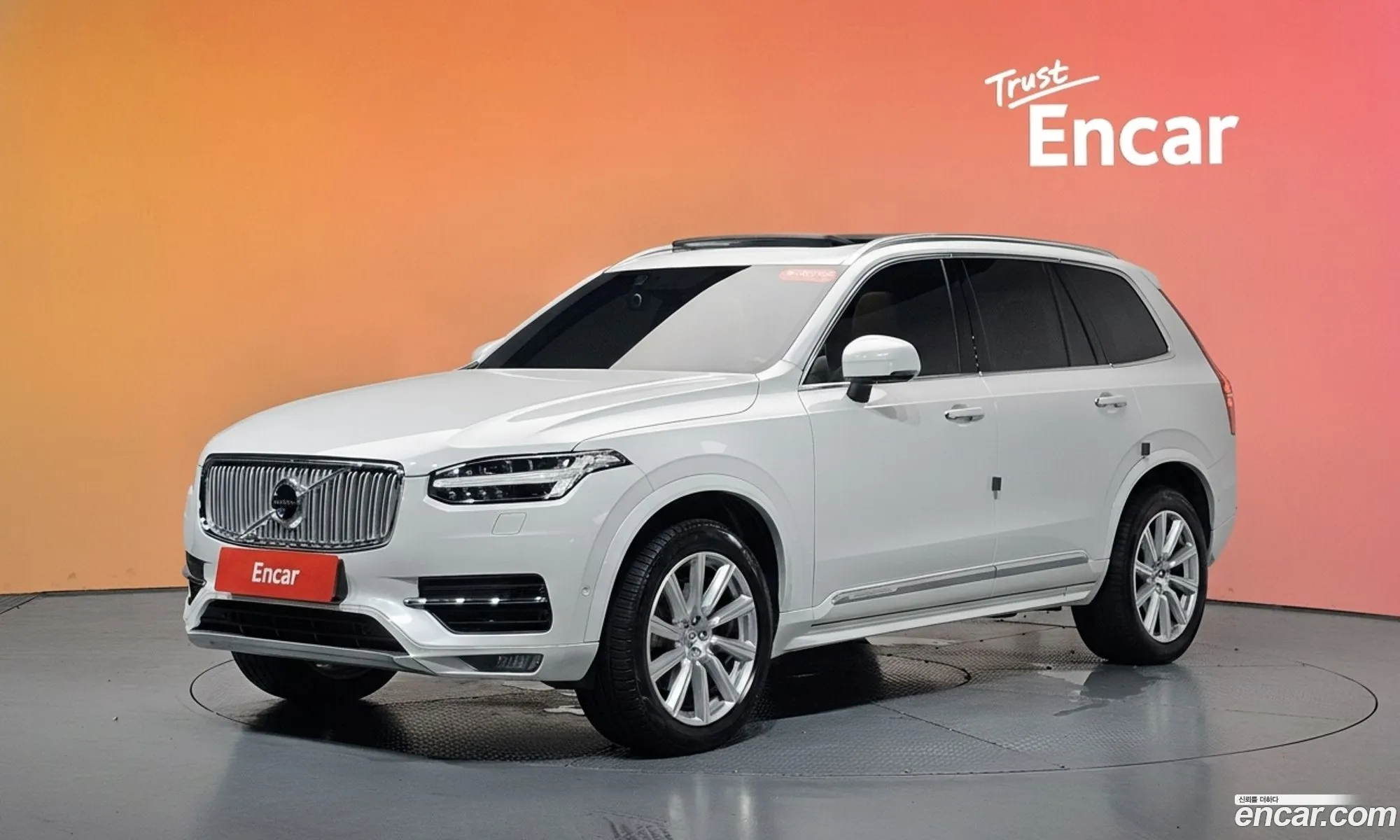 Volvo XC90 2018 YV1LF68TCK1456236 — 3