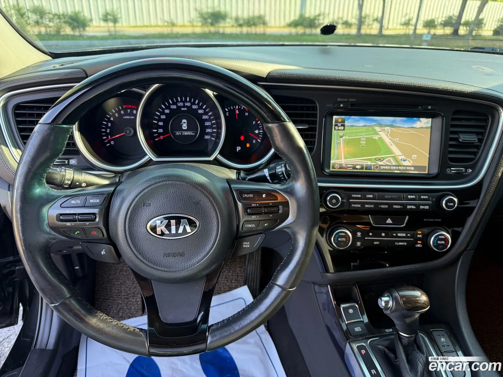 Kia K5 2013 — 2