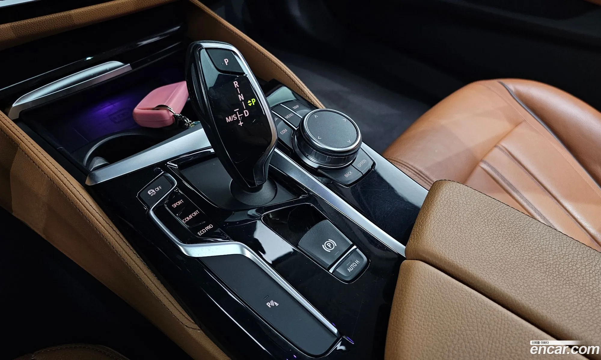 BMW 5 Series 2018 WBAJC3100JDB28664 — 3