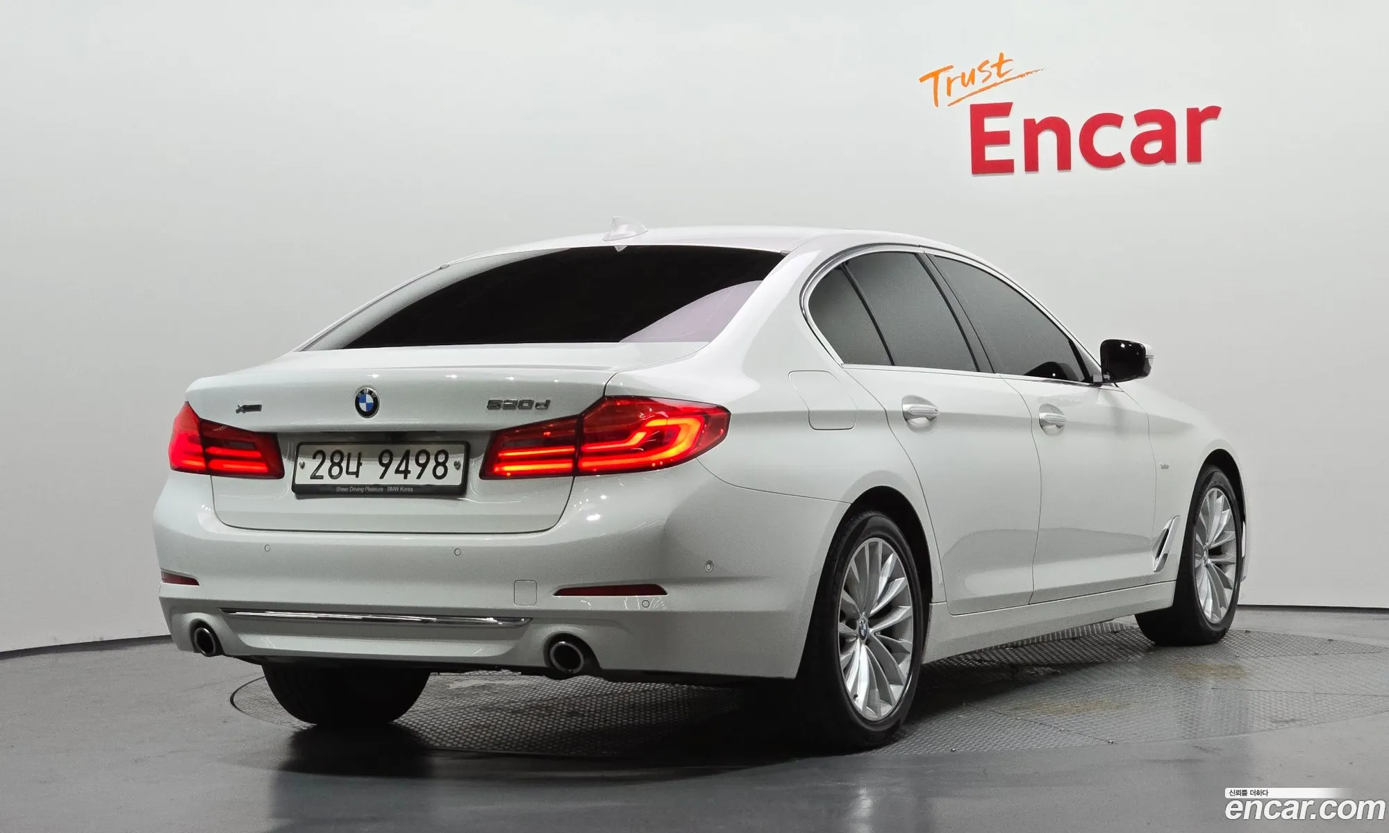 BMW 5 Series 2018 WBAJC3100JDB28664 — 30